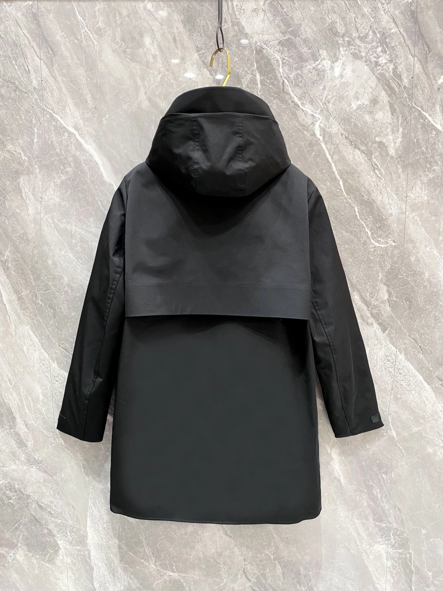 ComfortFit Moncler Down Jackets 145910