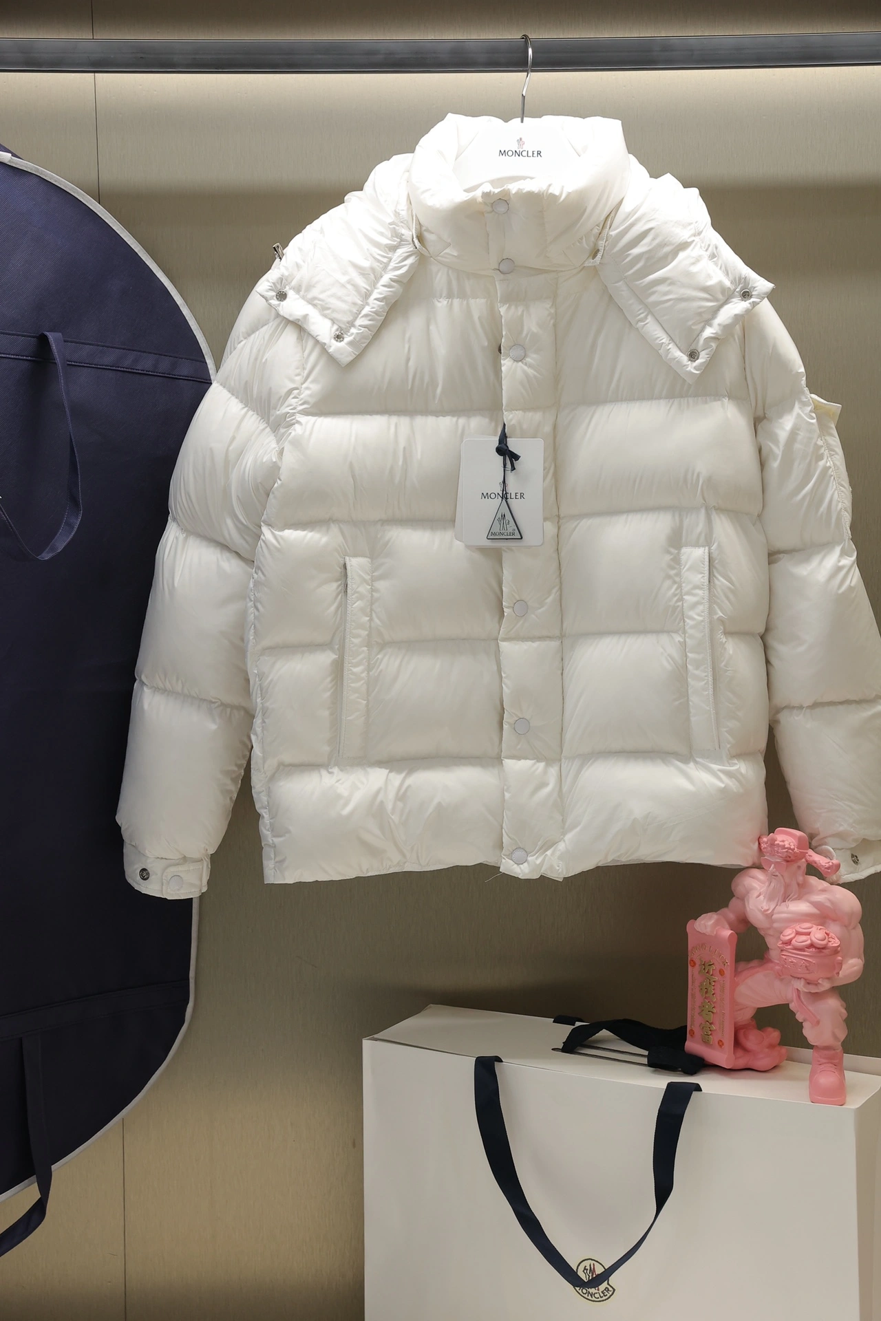 Moncler Down Jackets Modern 145929