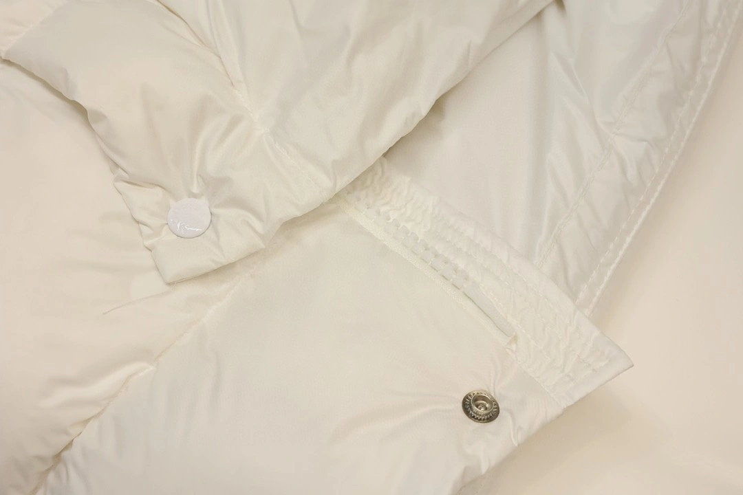 Moncler Down Jackets Modern 145929