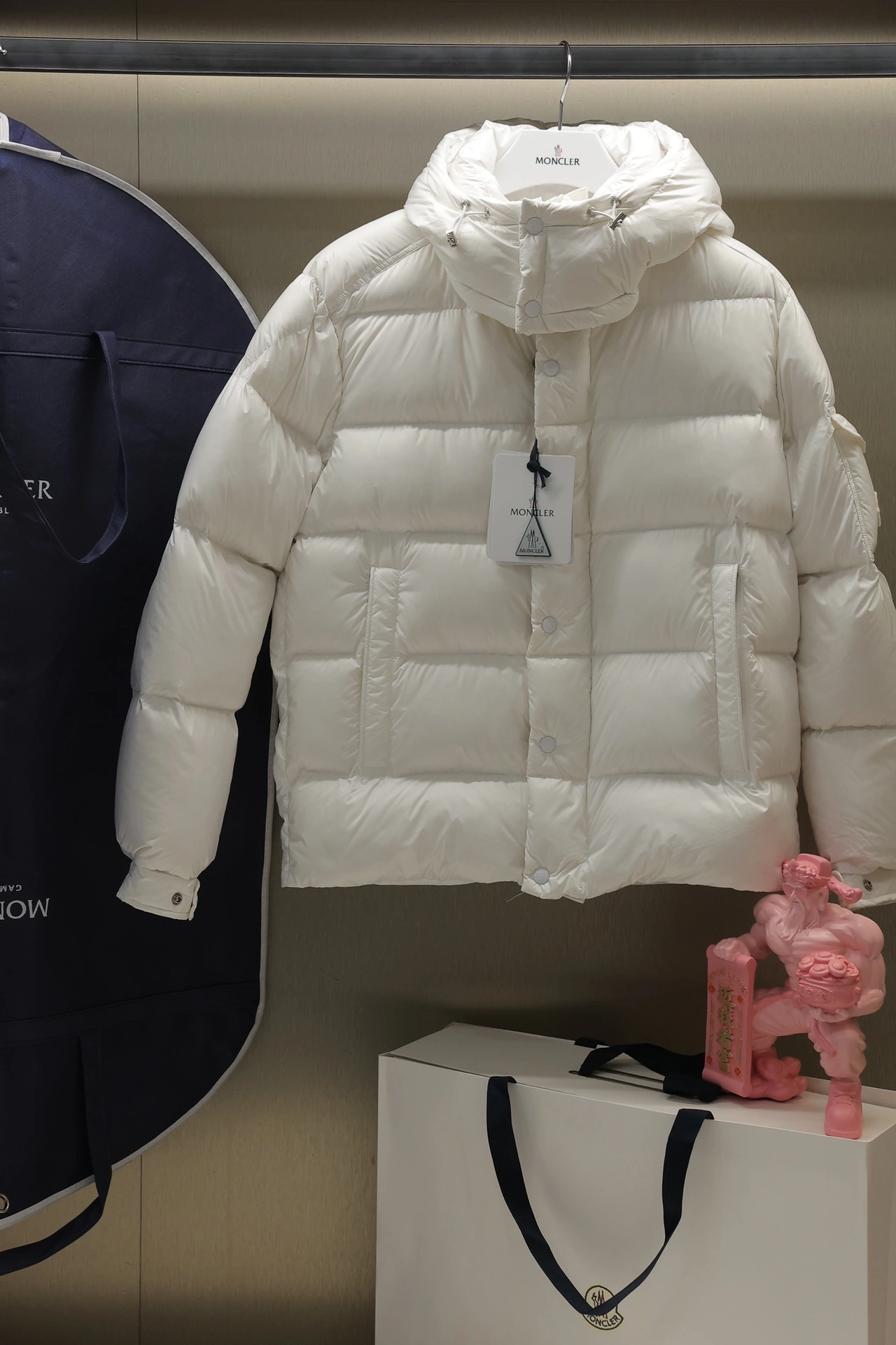 Moncler Down Jackets Modern 145929