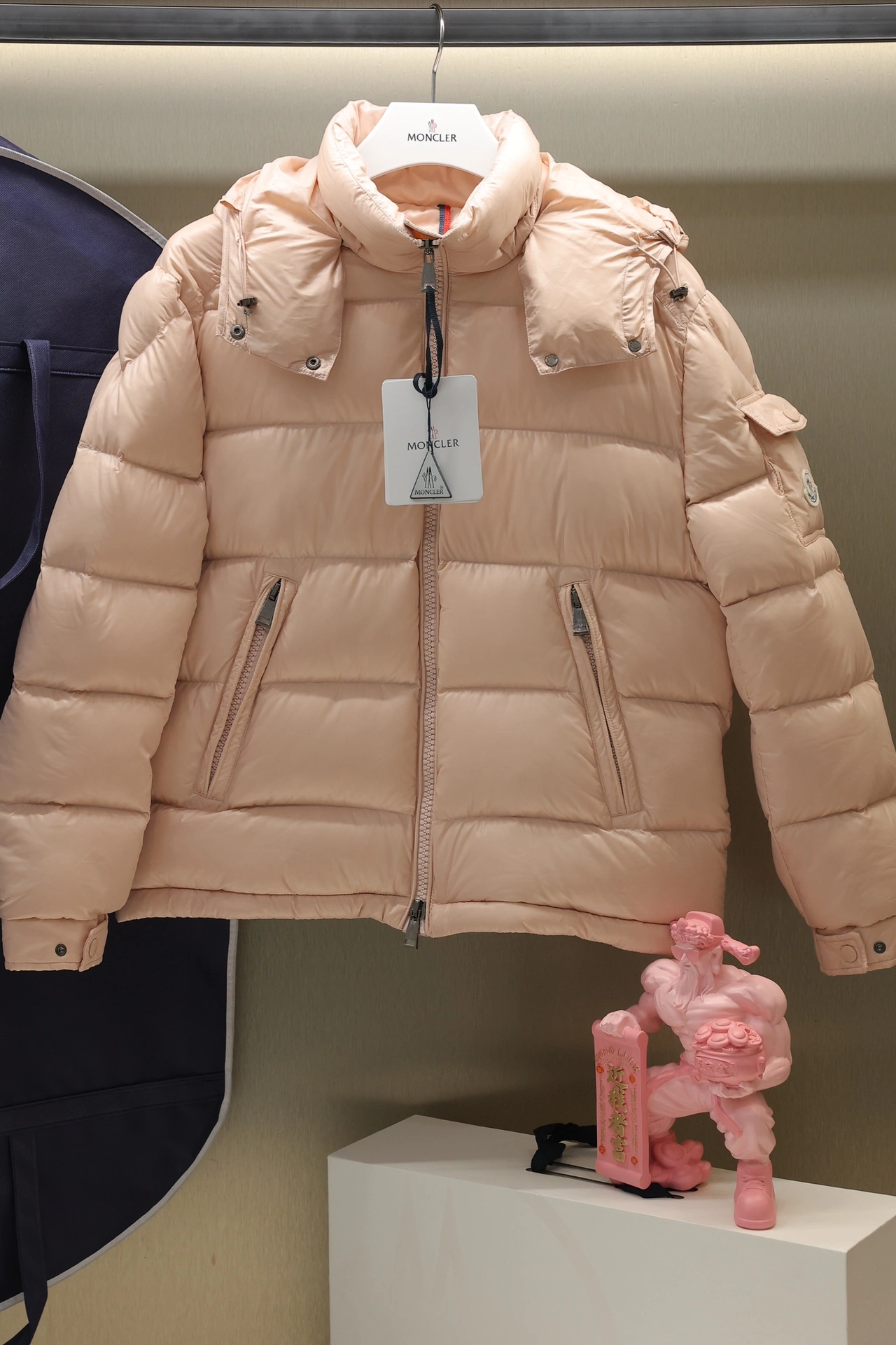 Moncler Down Jackets WrinkleFree 145927