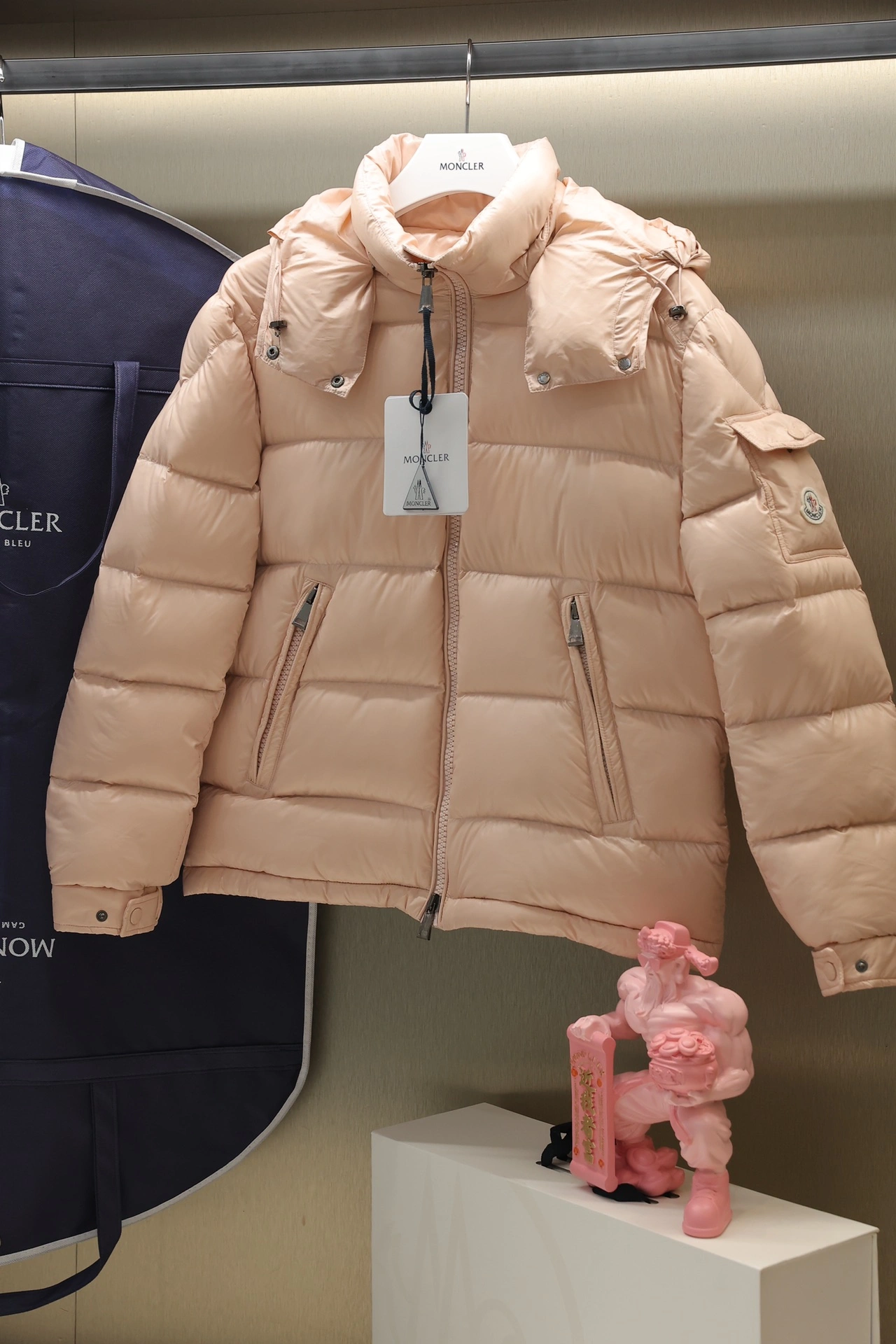Moncler Down Jackets WrinkleFree 145927
