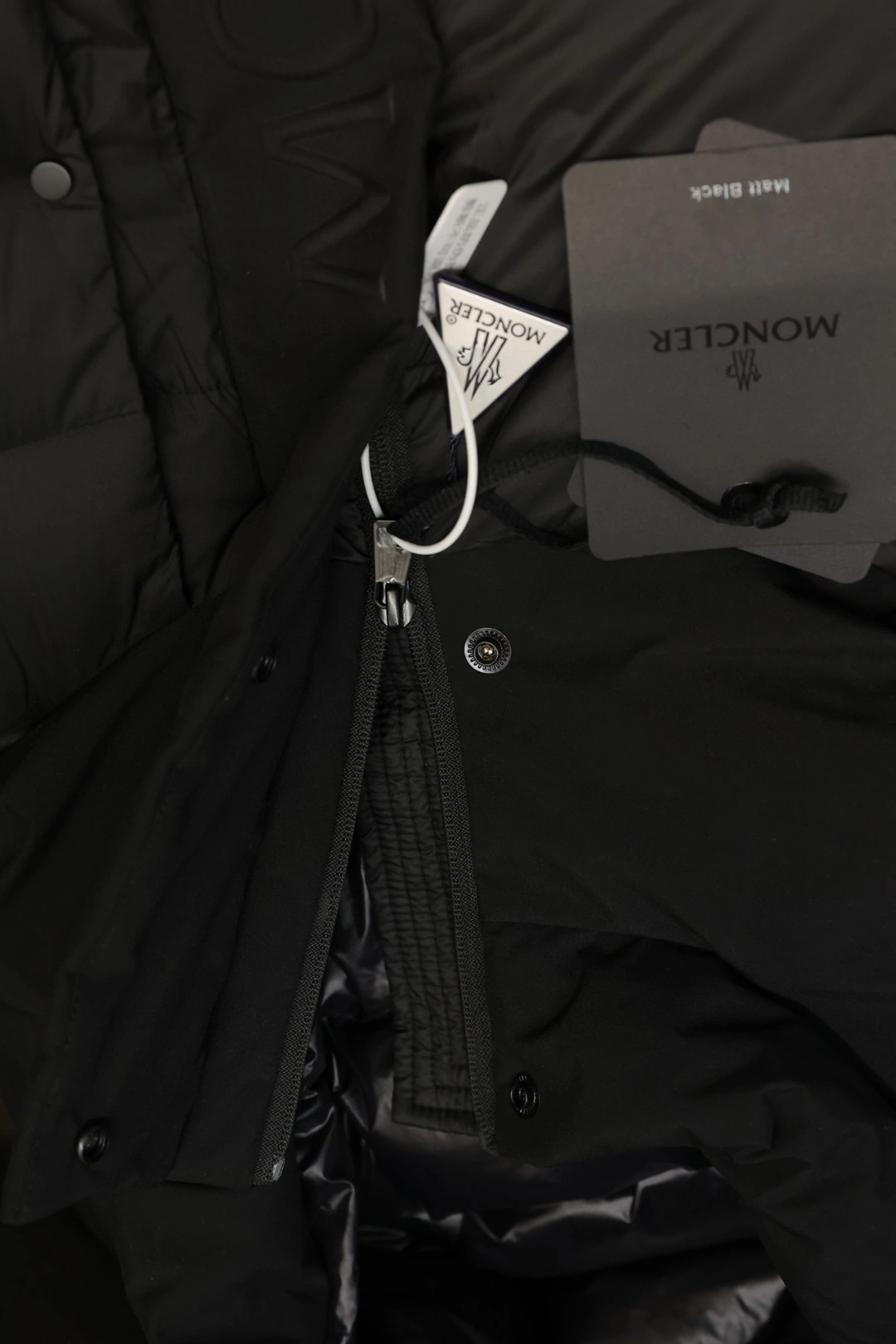 Moncler Down Jackets UrbanStyle 145928
