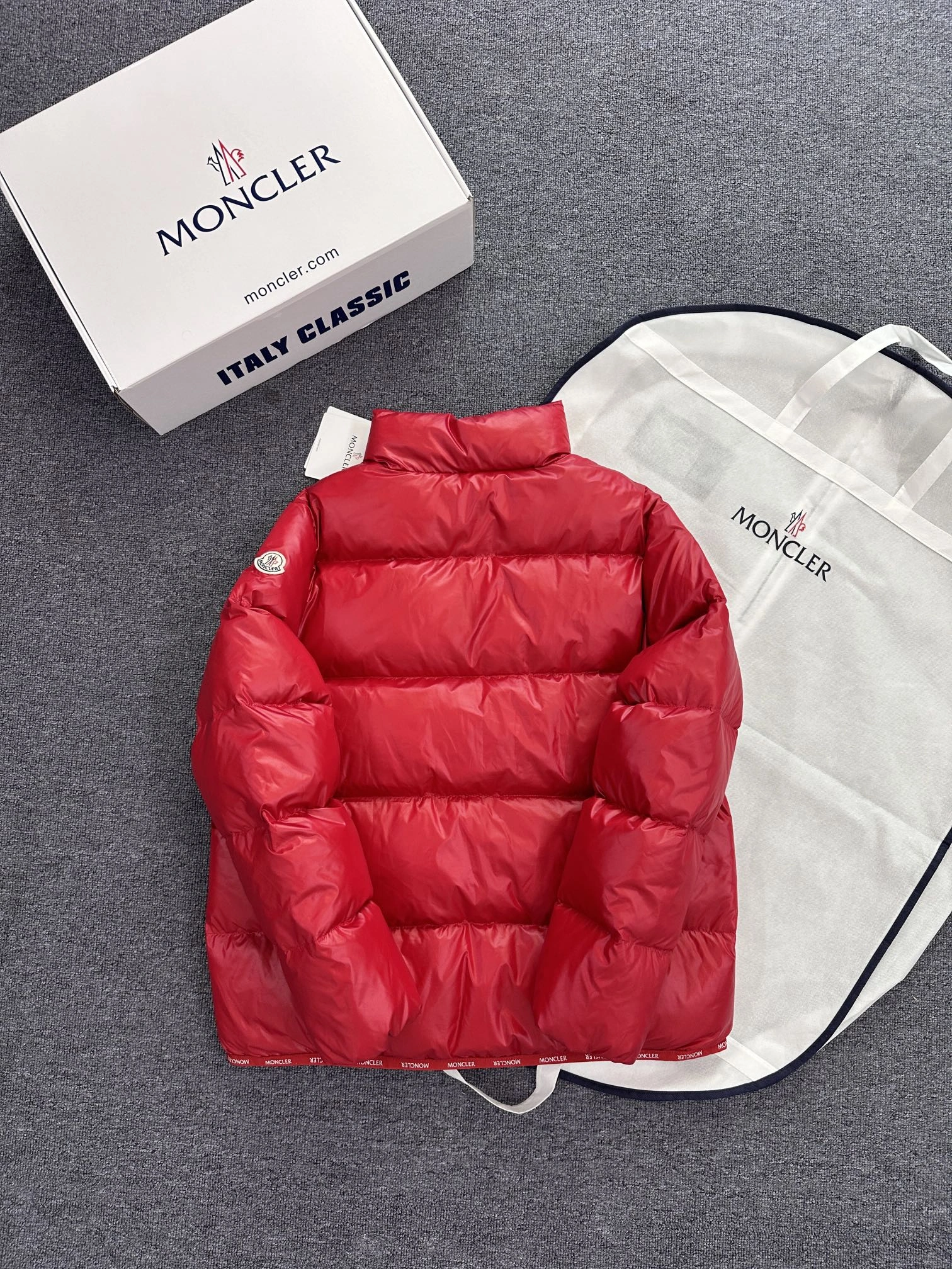 Moncler Down Jackets Supportive 145895