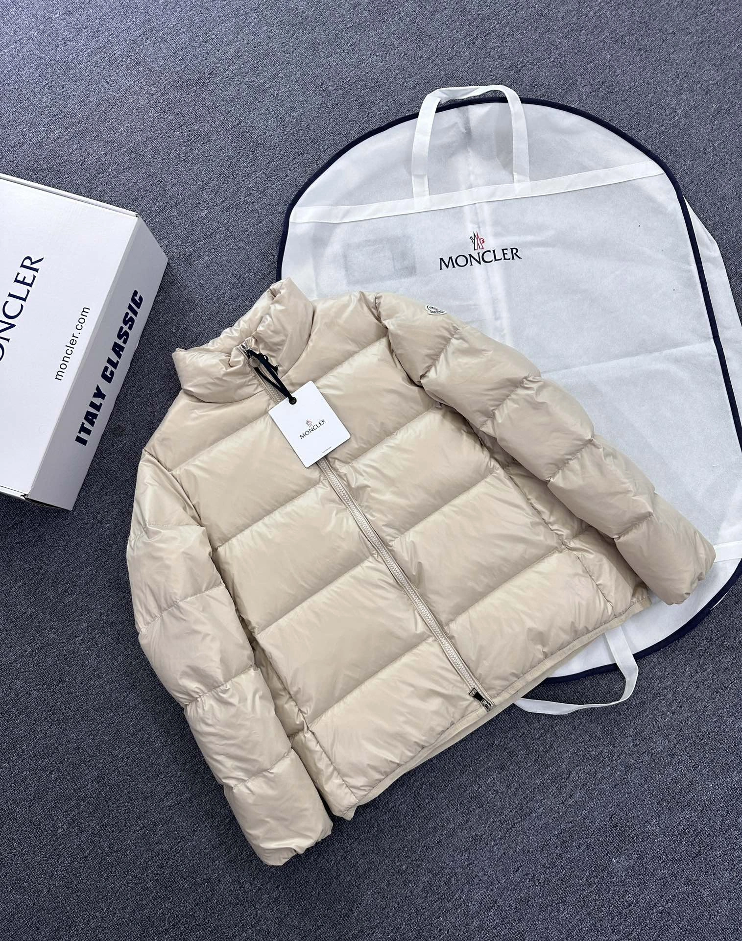 Moncler Down Jackets SmartChoice 145893