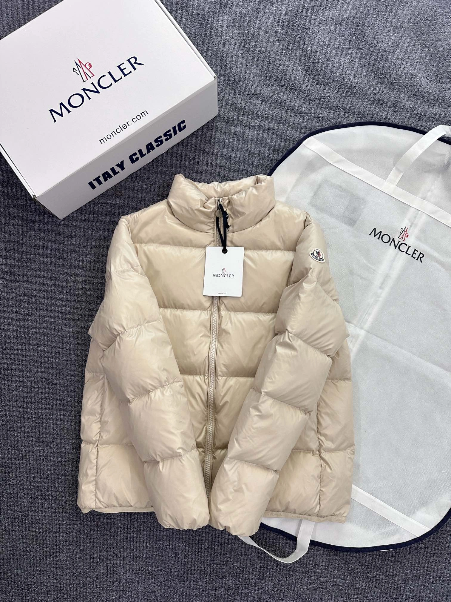 Moncler Down Jackets SmartChoice 145893