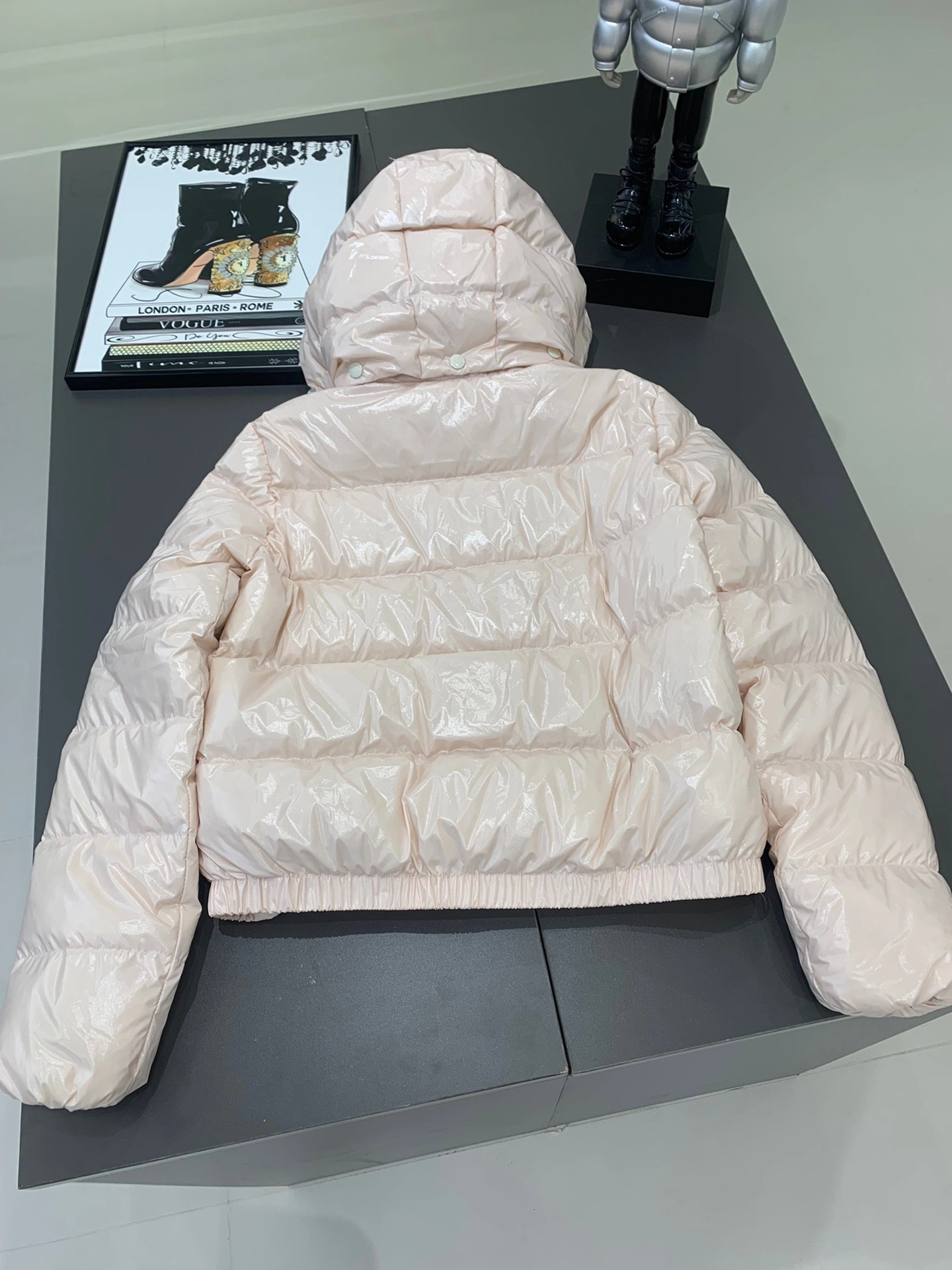 Soft Moncler Down Jackets 145891