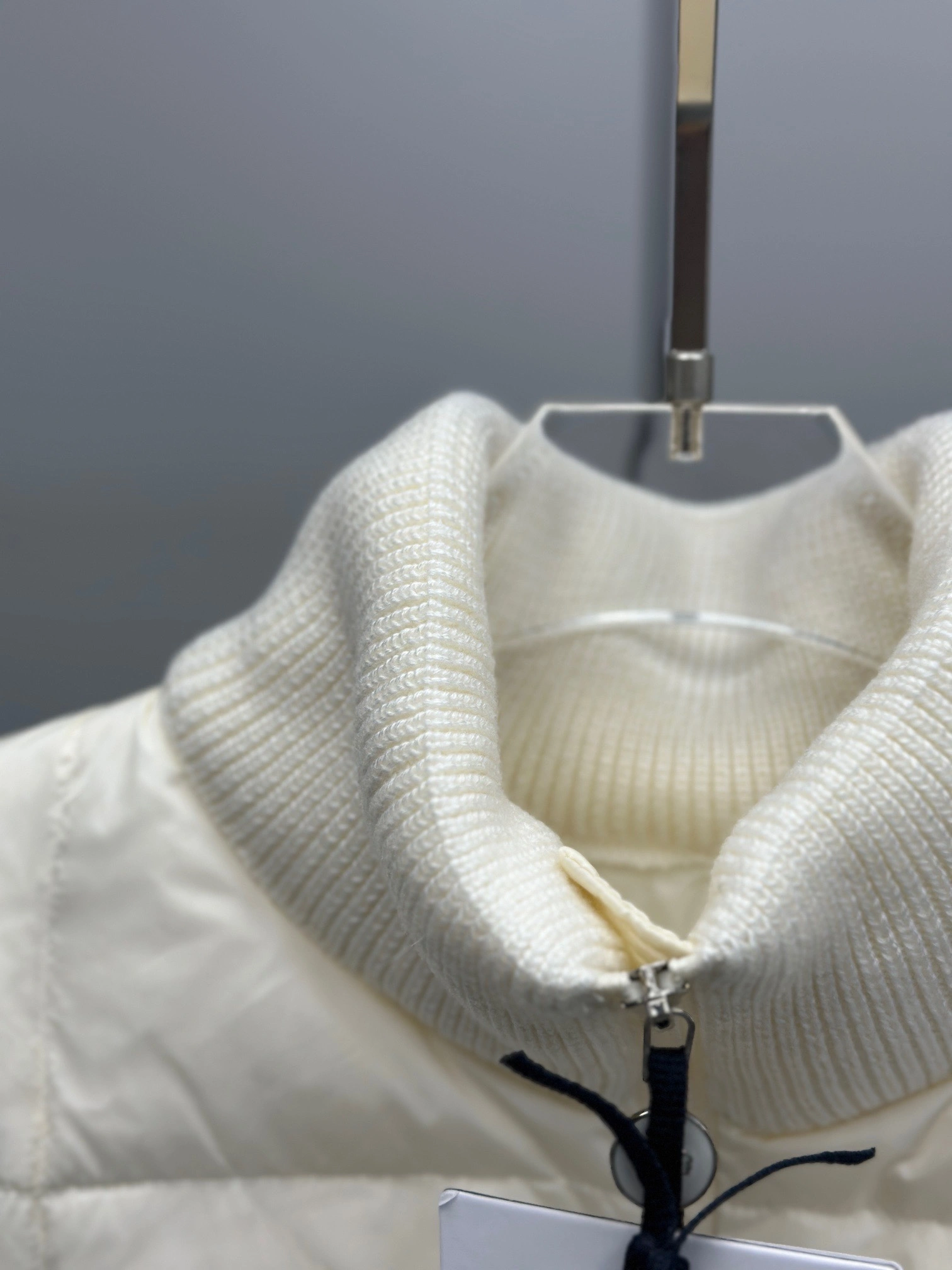 Seasonal Moncler Down Jackets 145888