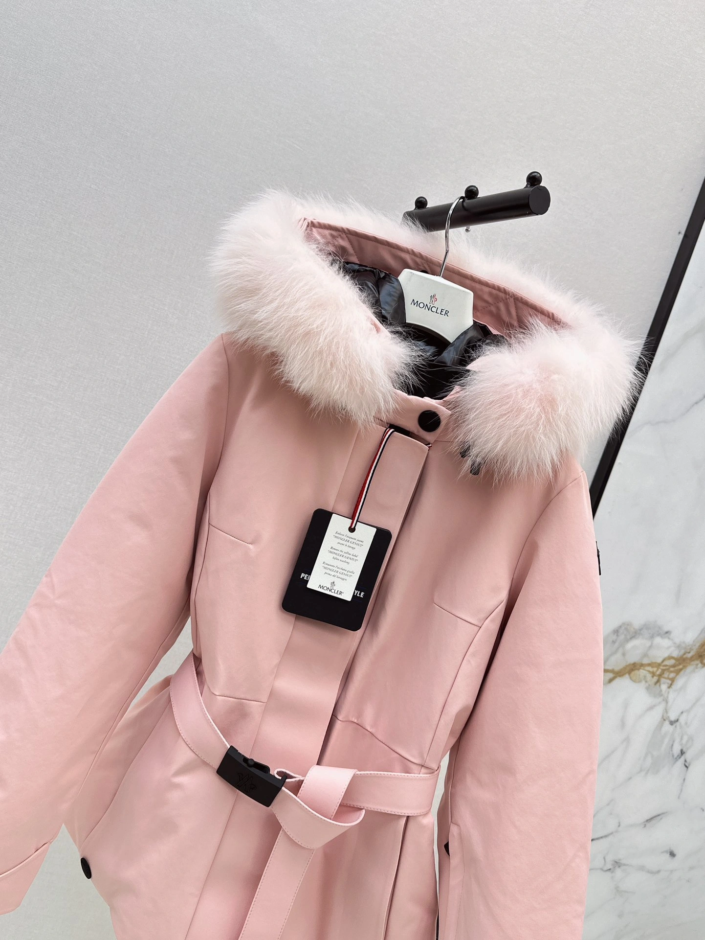 Moncler Down Jackets TravelReady 145867