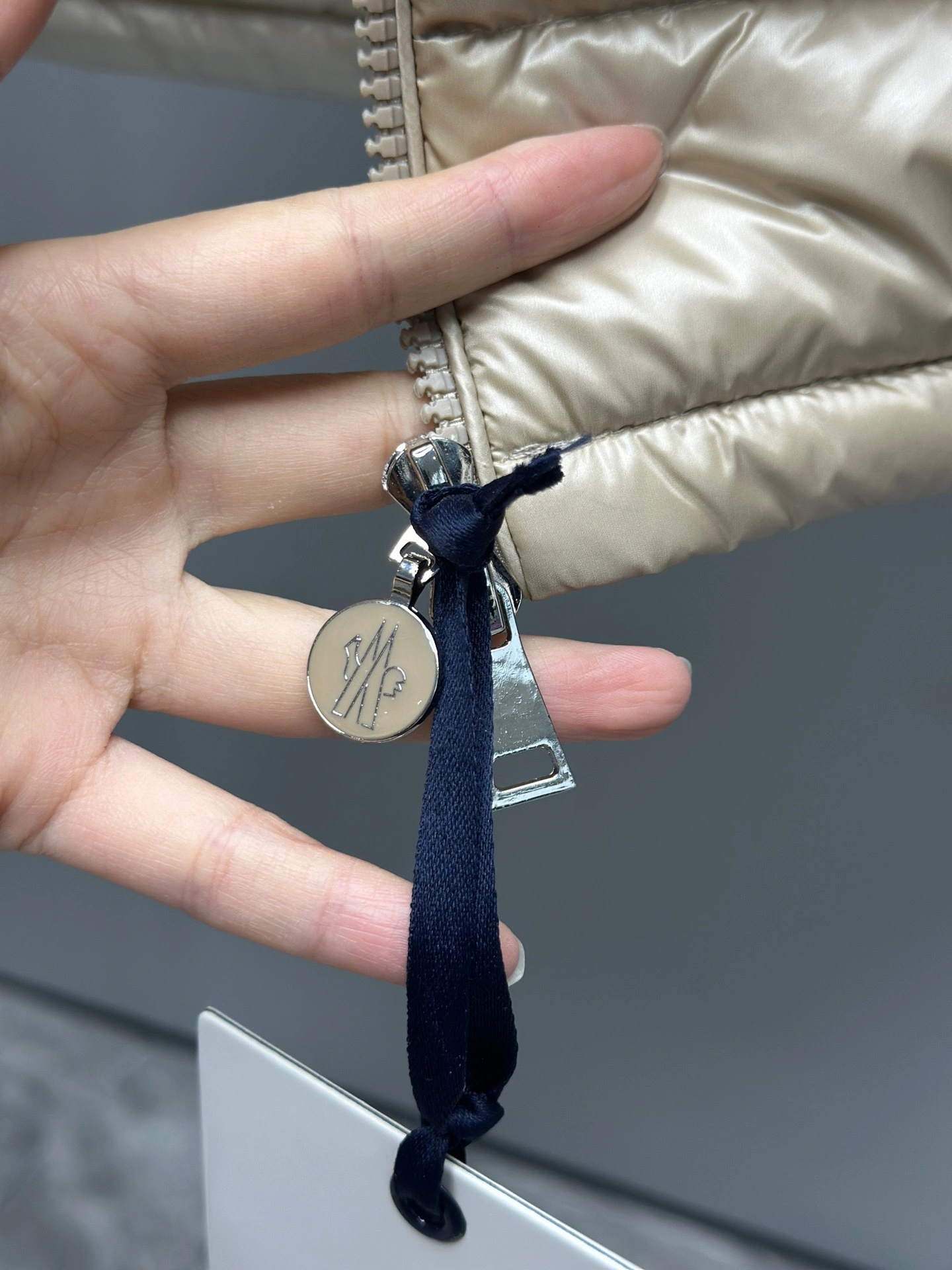 Moncler Down Jackets FlexibleFit 145877