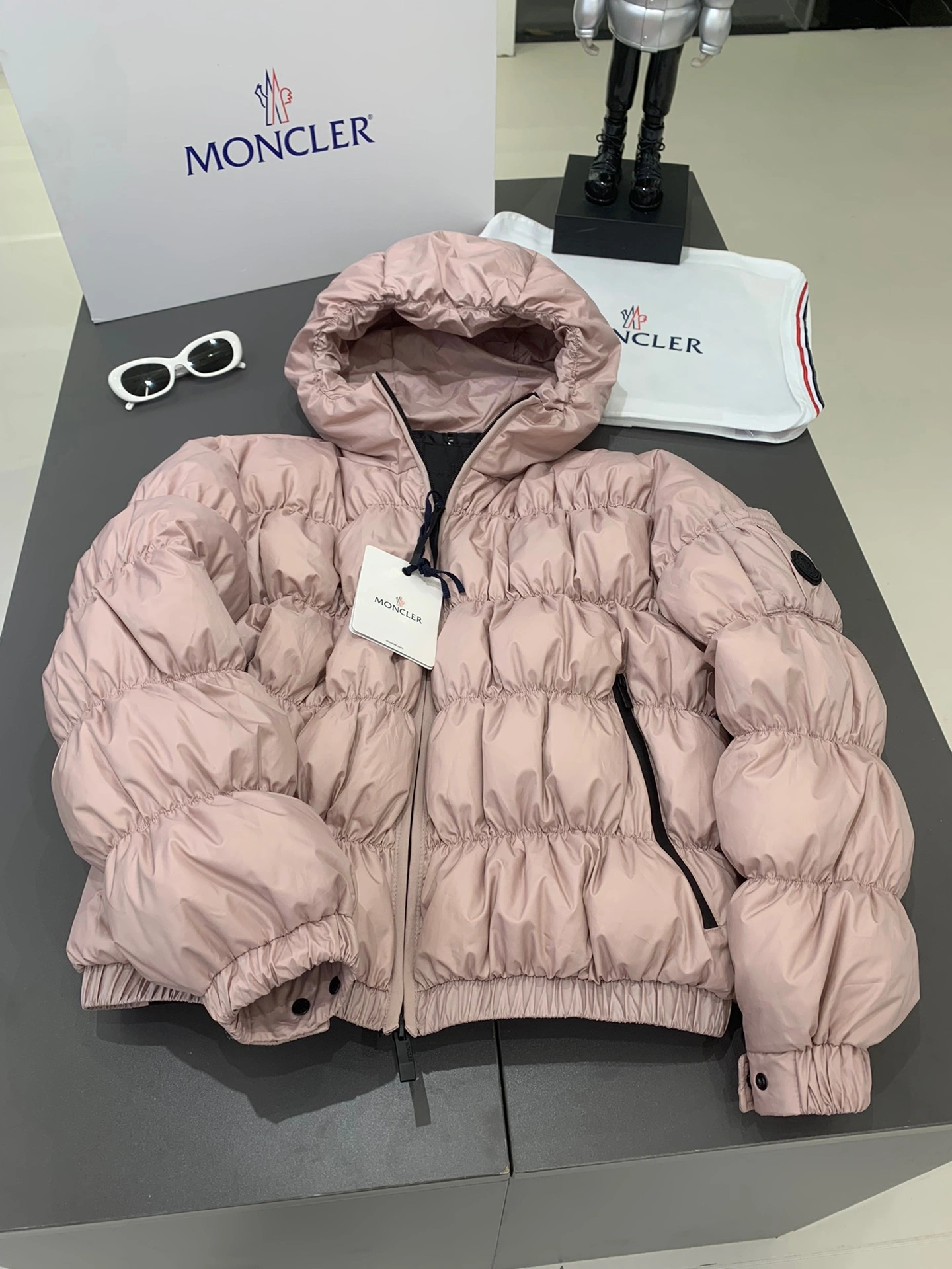 Moncler Down Jackets BestValue 145860