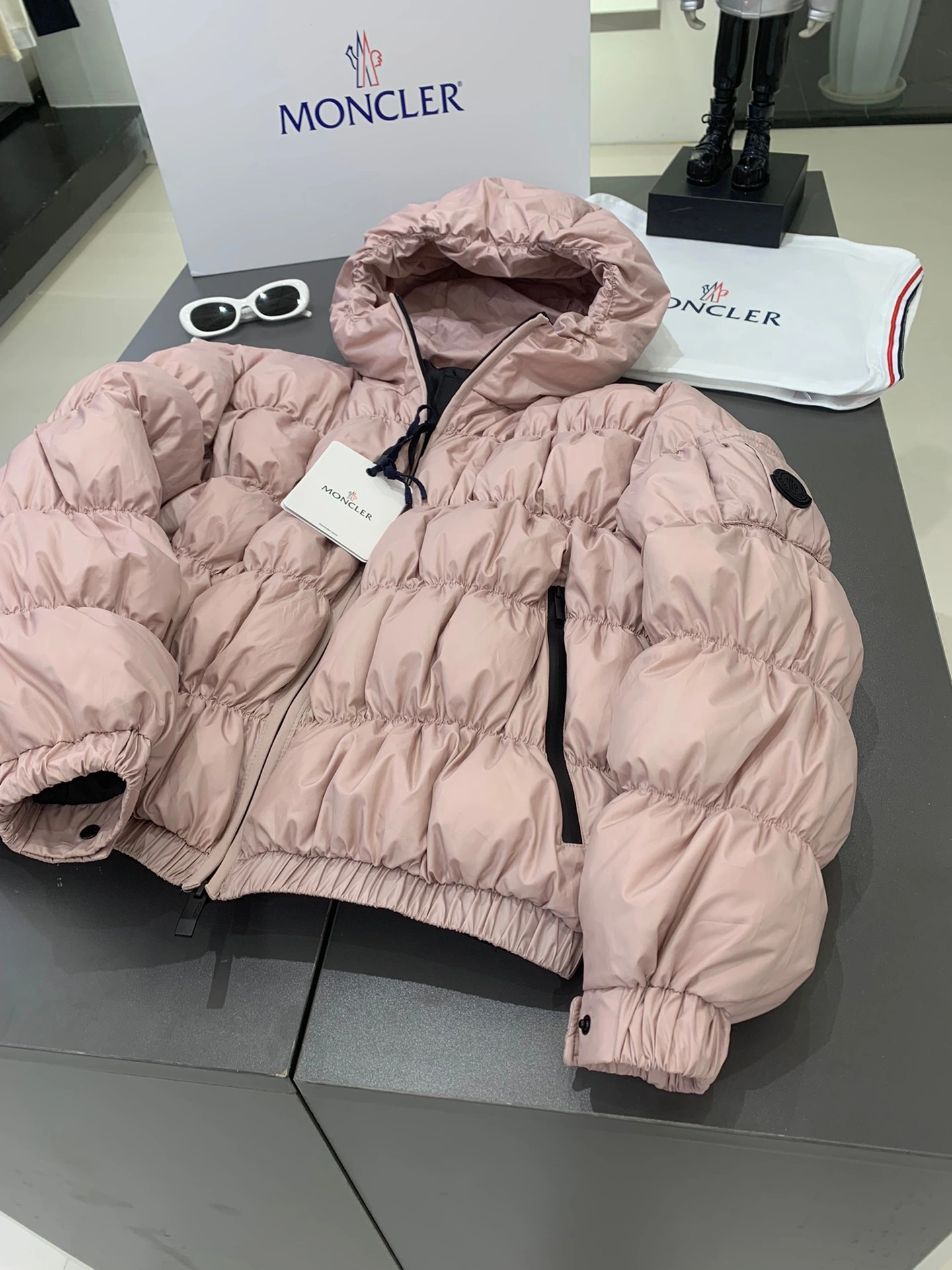Moncler Down Jackets BestValue 145860