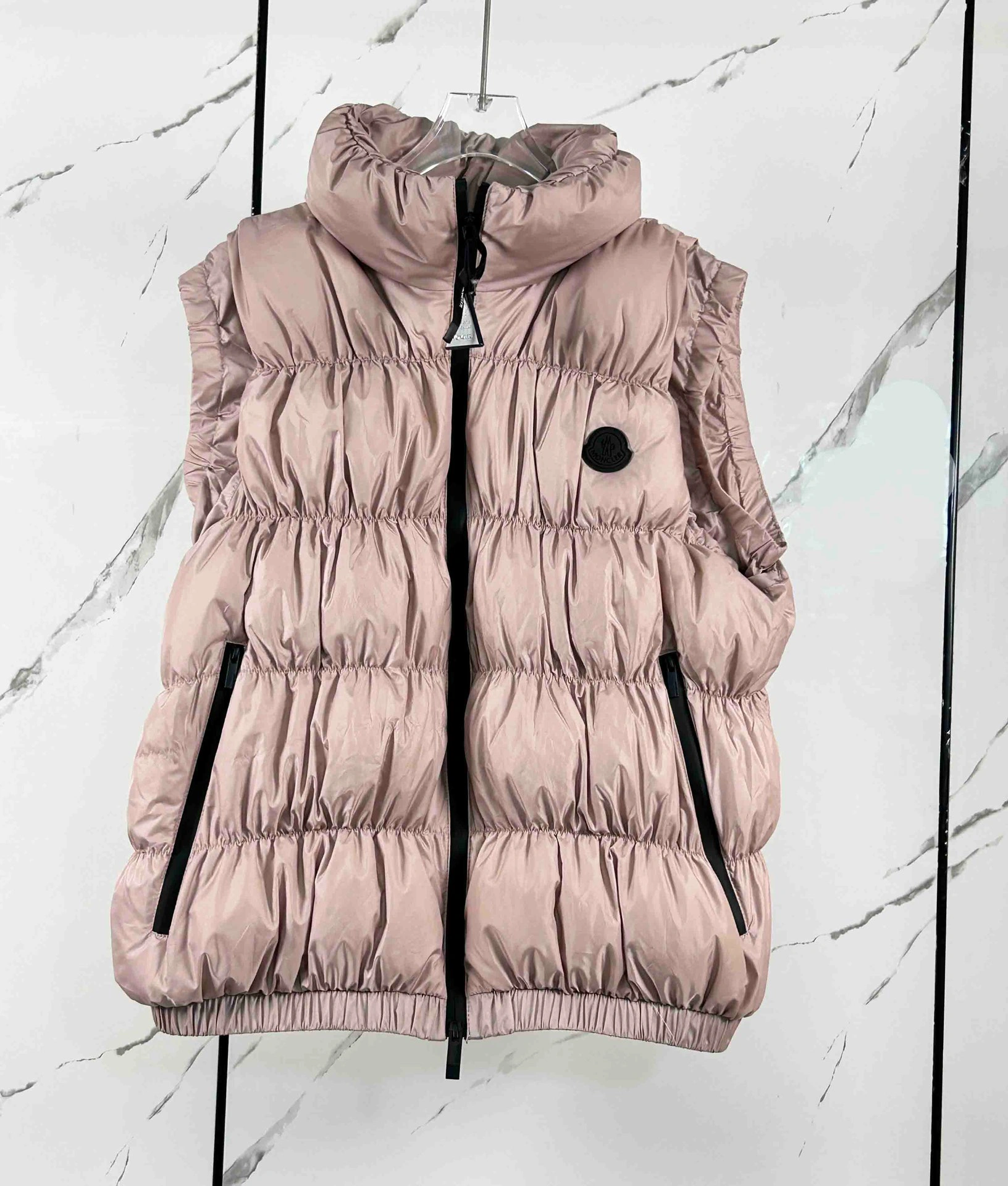 Moncler Down Jackets Breathable 145874