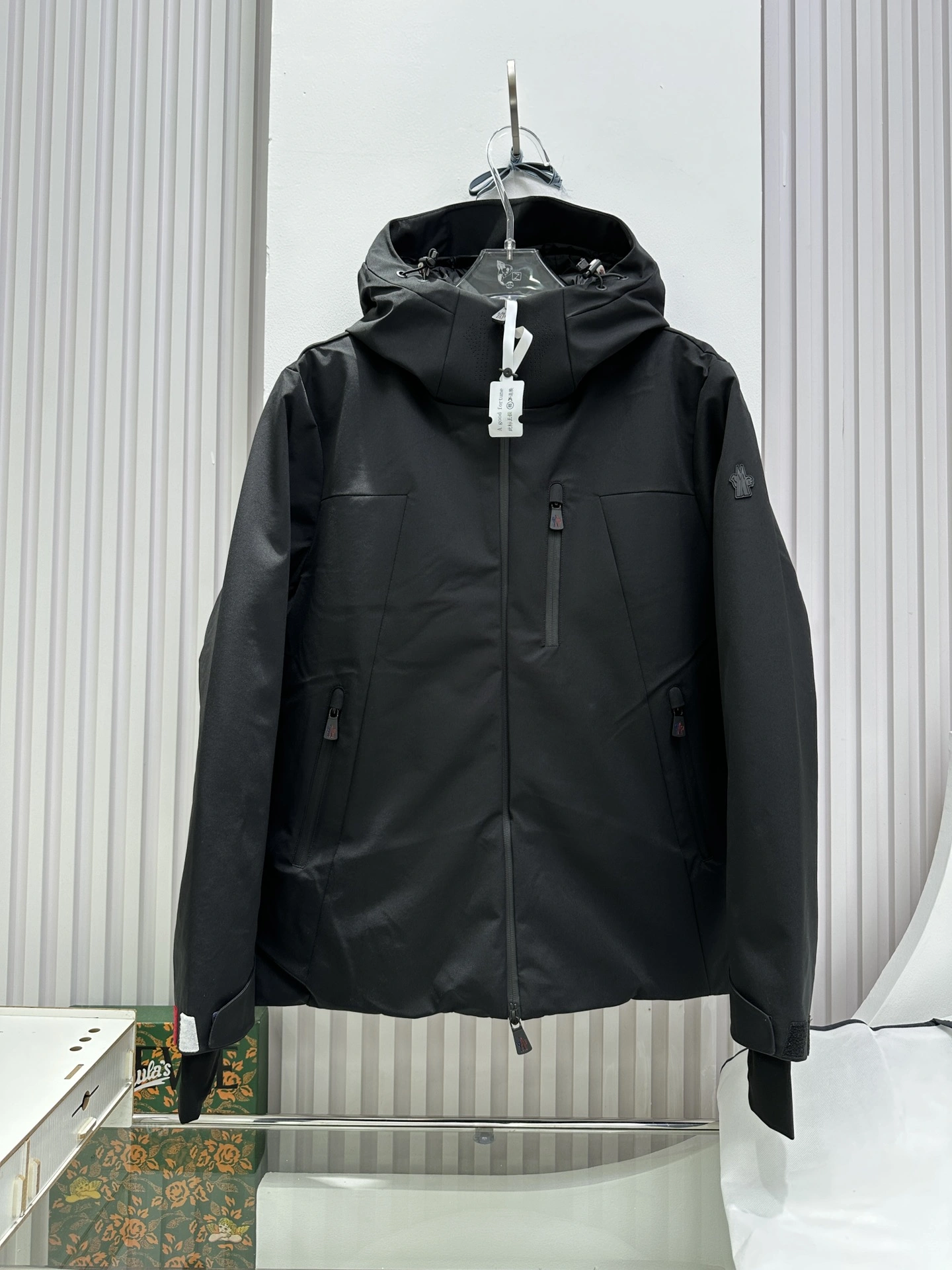 Moncler Down Jackets Timeless 145878