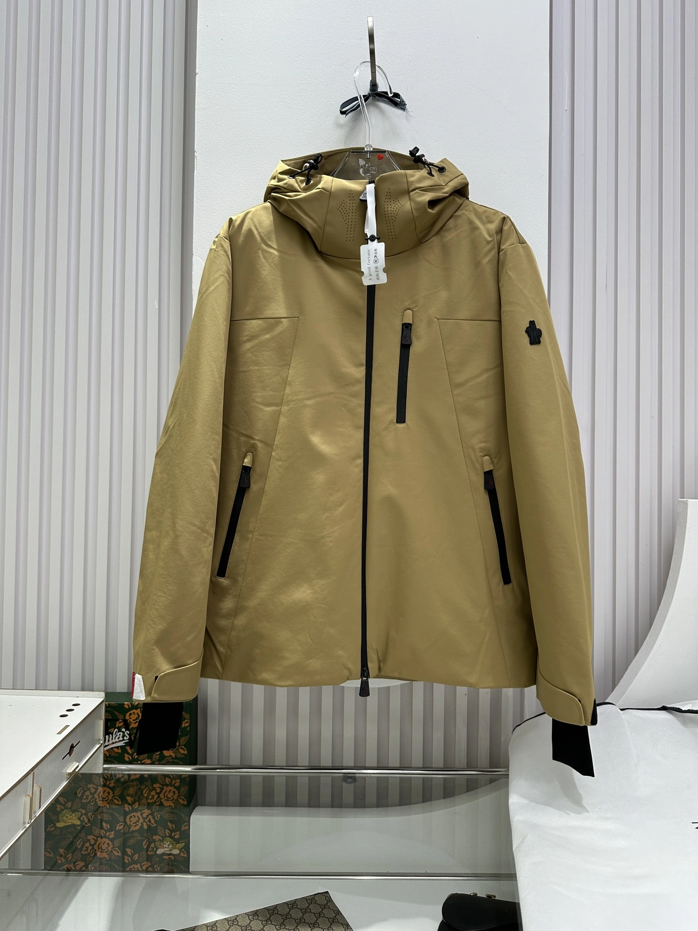 Youthful Moncler Down Jackets 145870