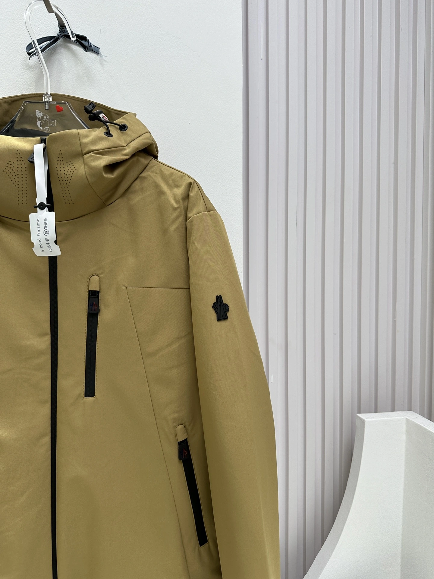 Youthful Moncler Down Jackets 145870
