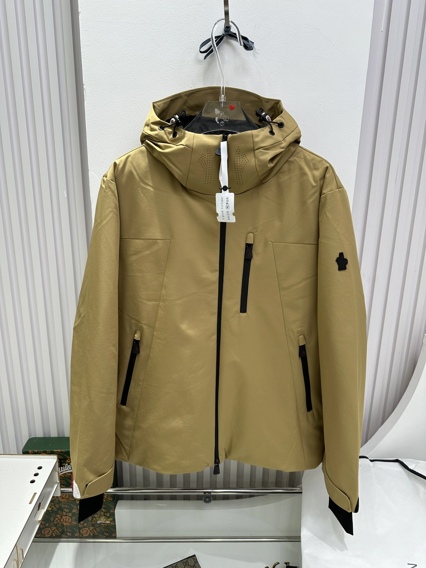 Youthful Moncler Down Jackets 145870