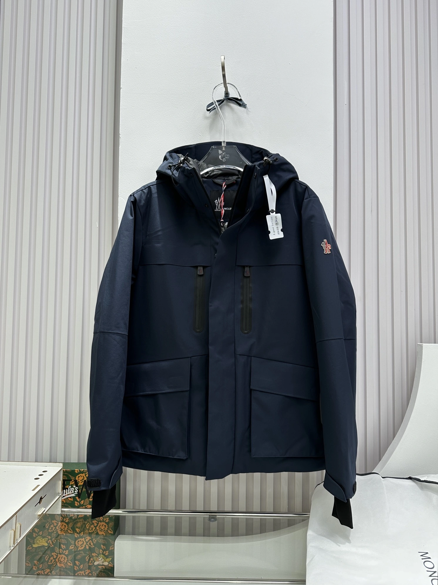 Moncler Down Jackets Neat 145865