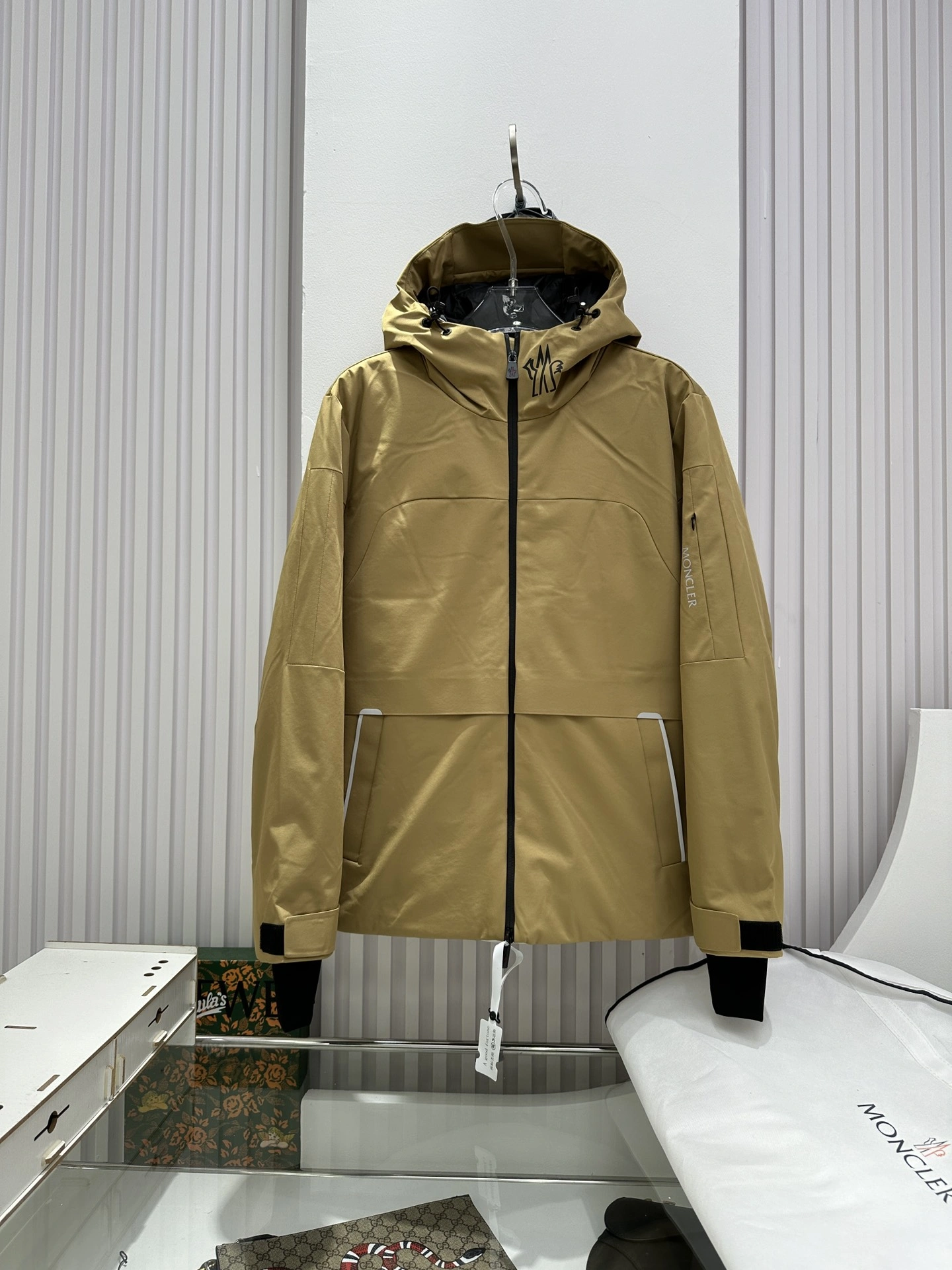 Moncler Down Jackets GoodFit 145869