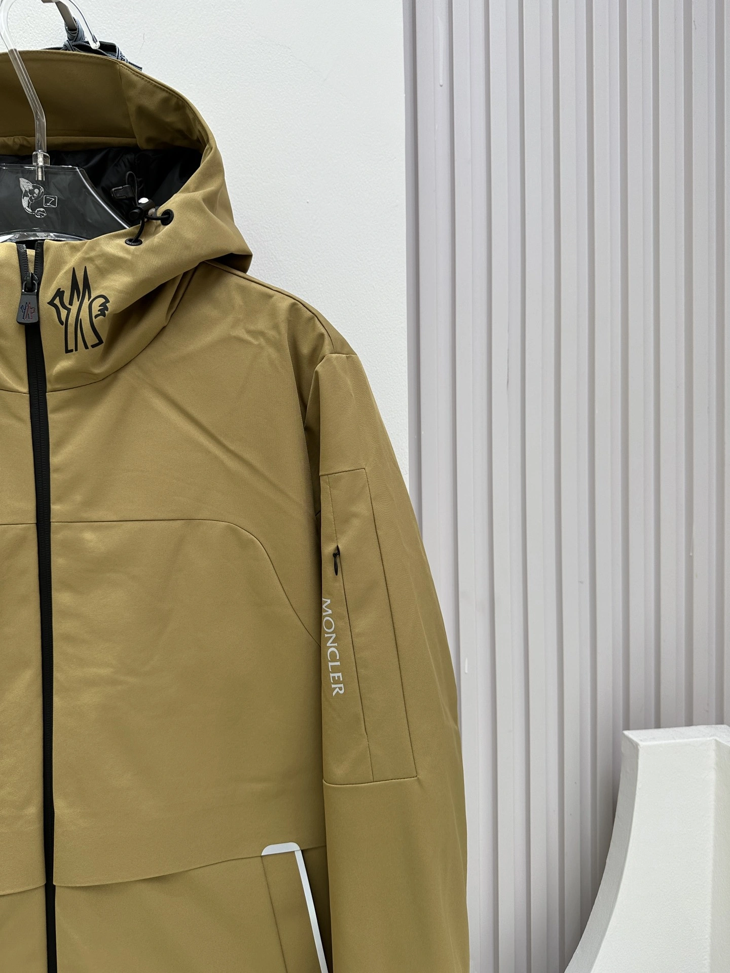Moncler Down Jackets GoodFit 145869