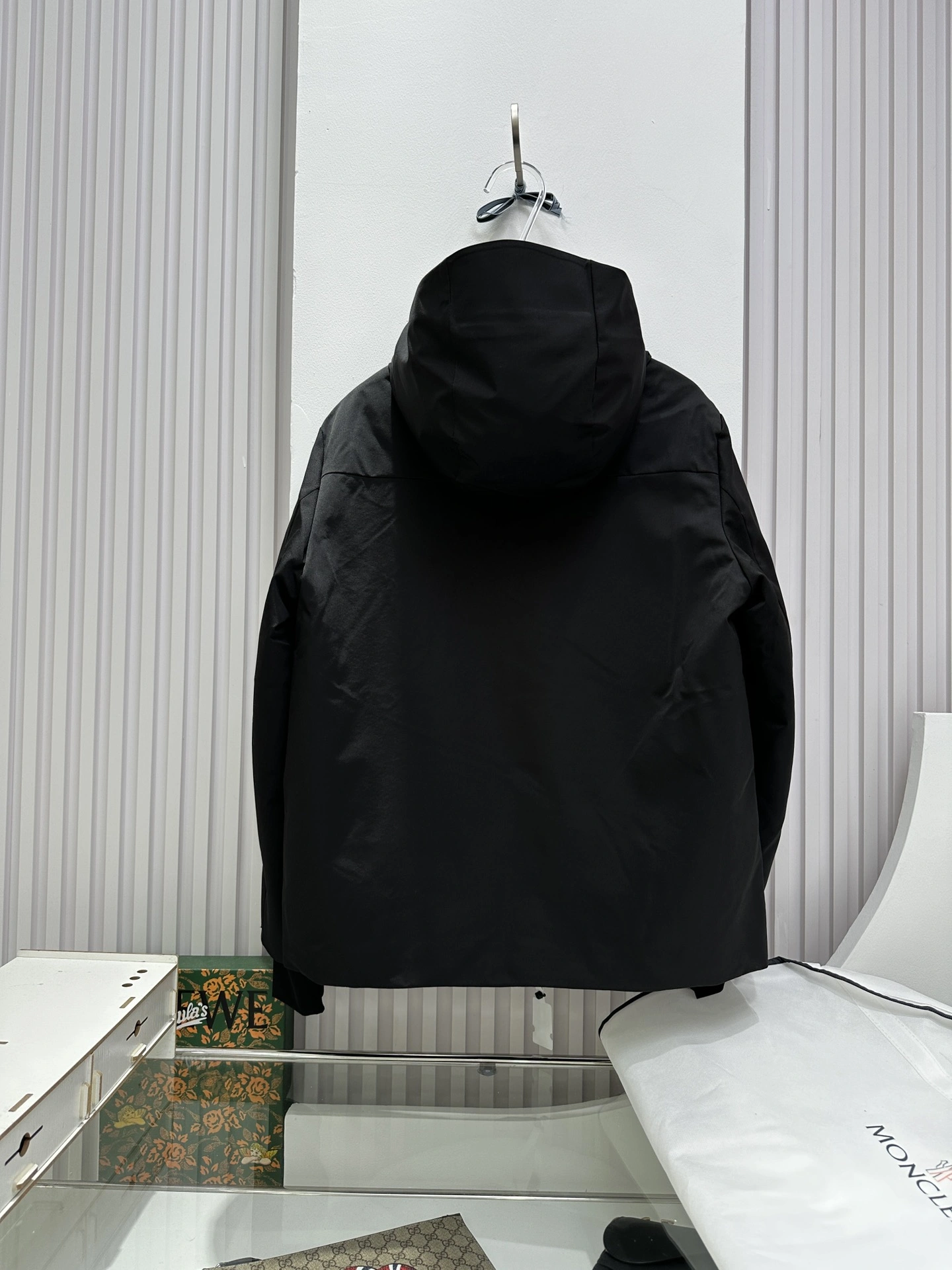 Moncler Down Jackets EasyCare 145875