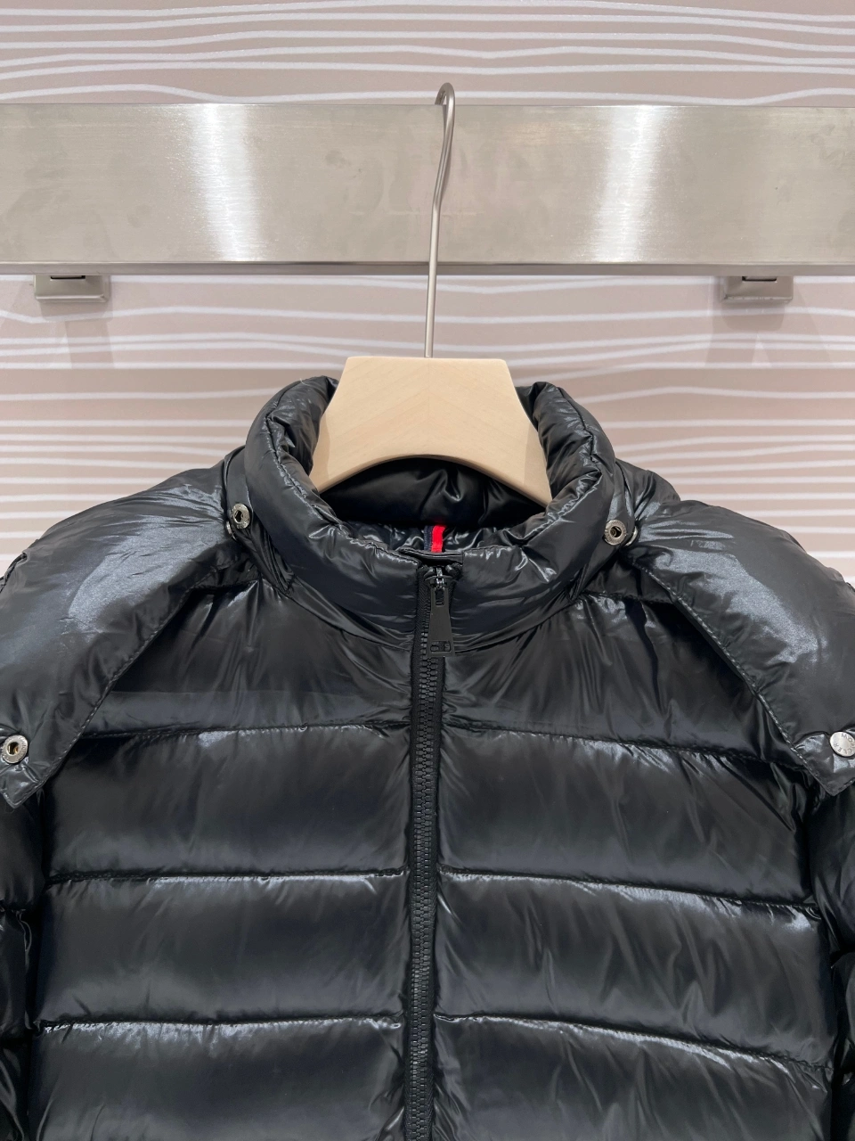 Moncler Down Jackets NewStyle 145873