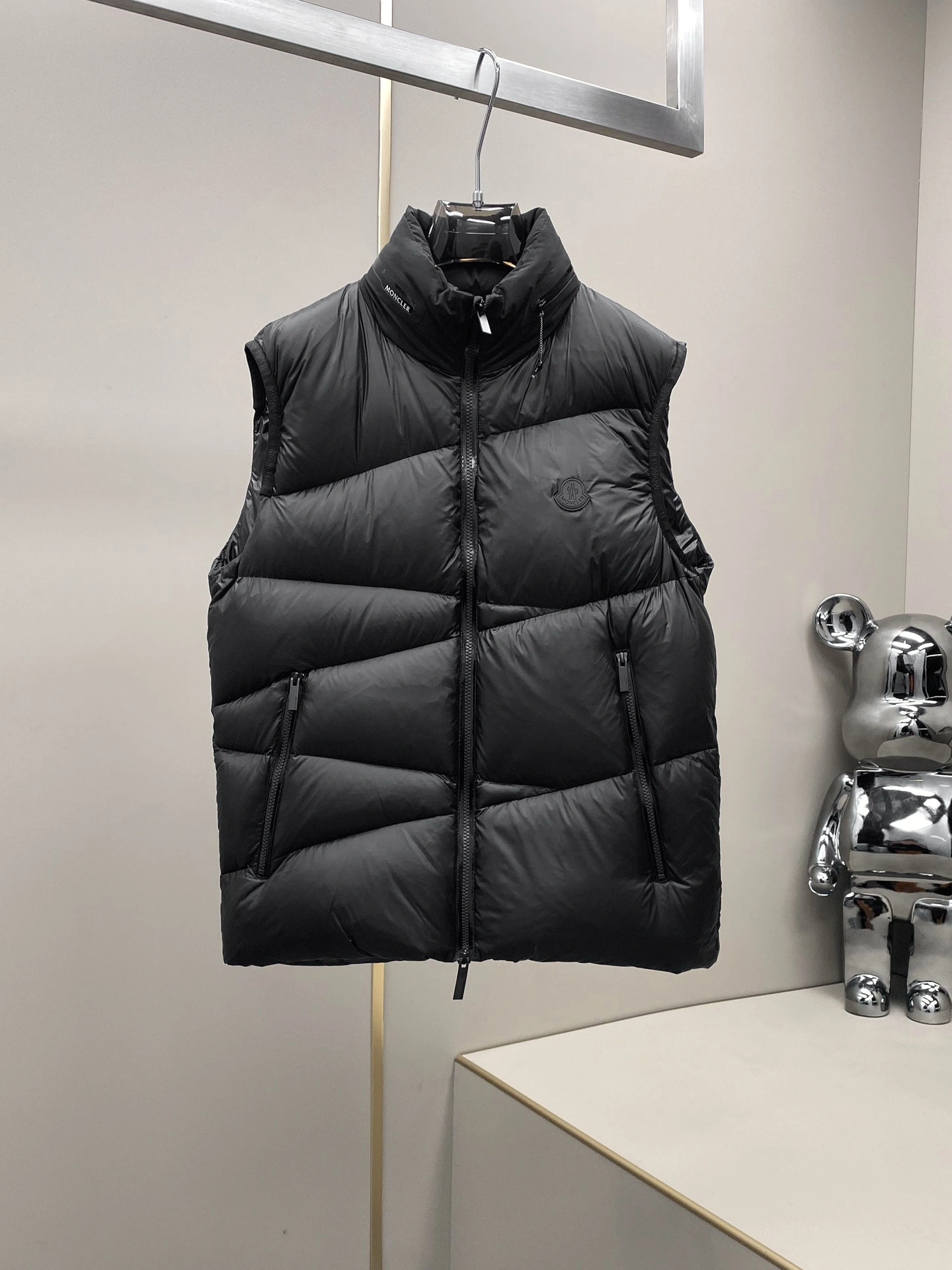 TechFriendly Moncler Down Jackets 145861
