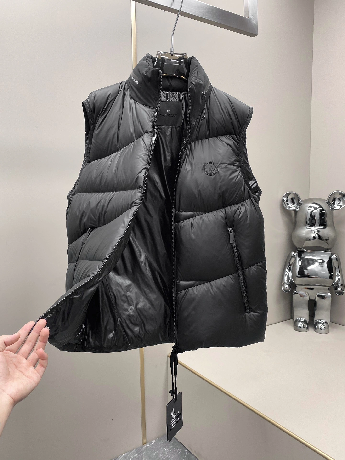 TechFriendly Moncler Down Jackets 145861