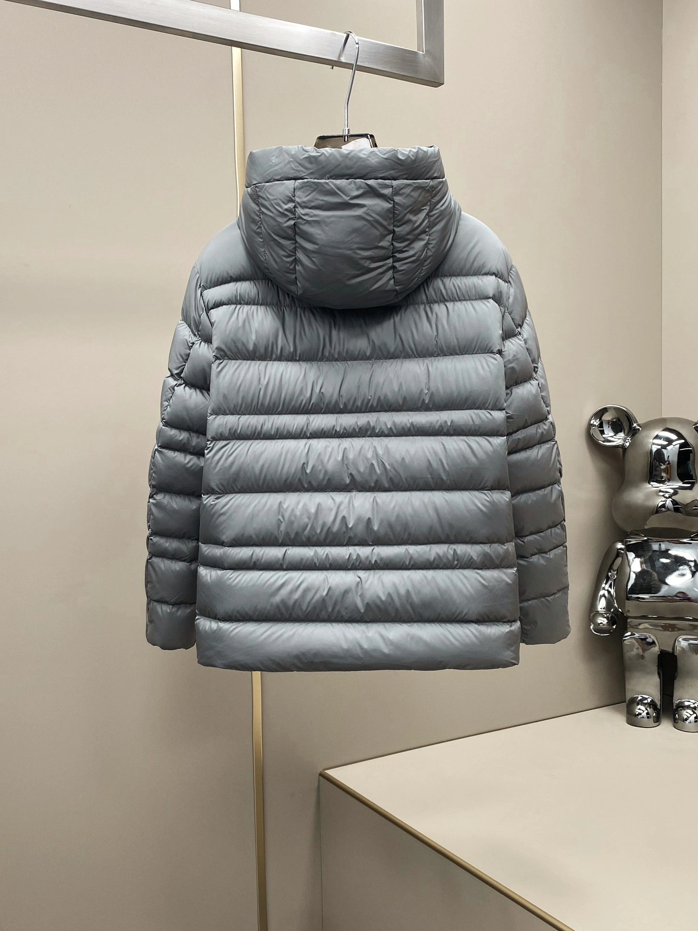 Moncler Down Jackets Durable 145854
