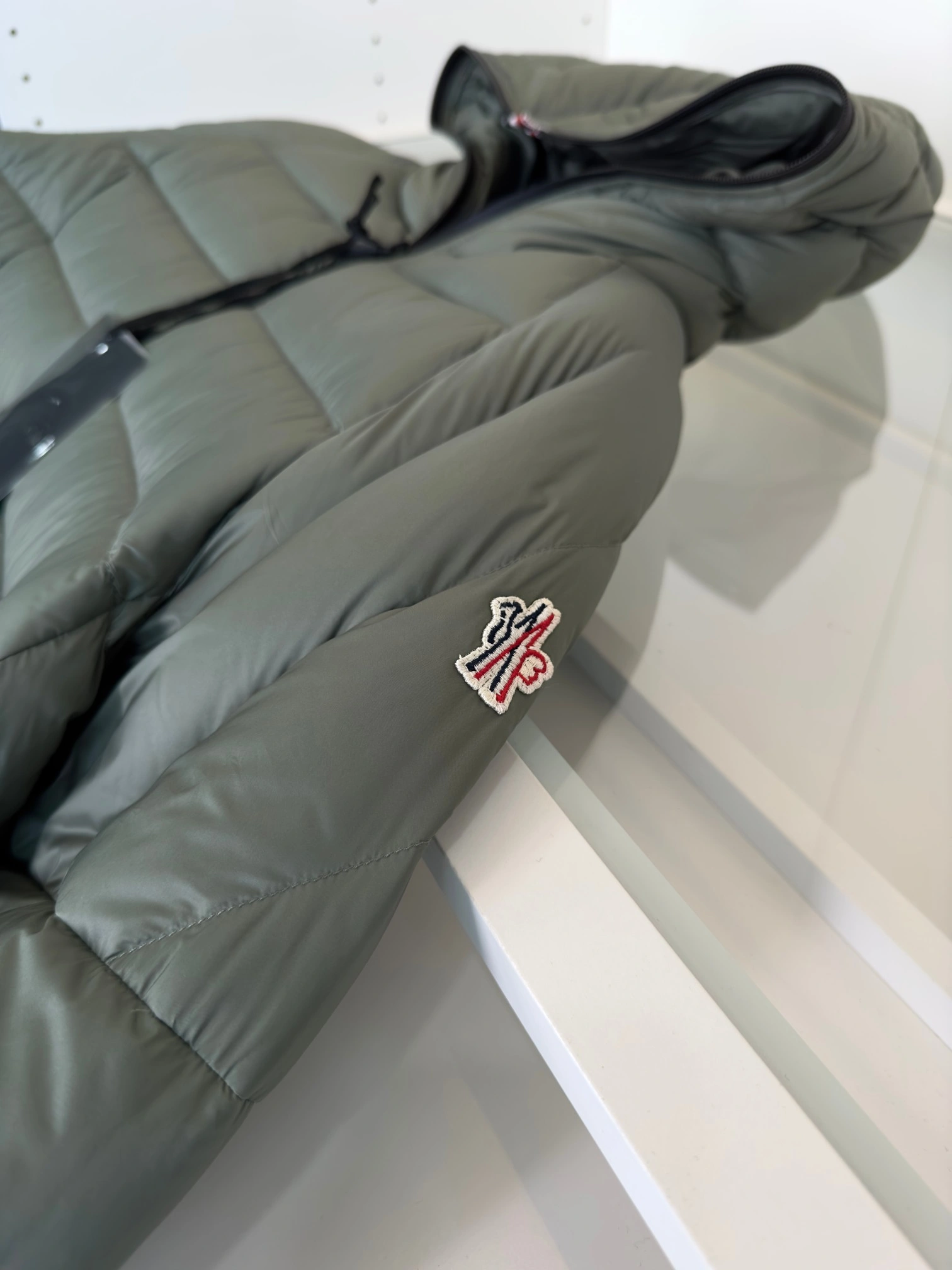 Moncler Down Jackets OnTrend 145847