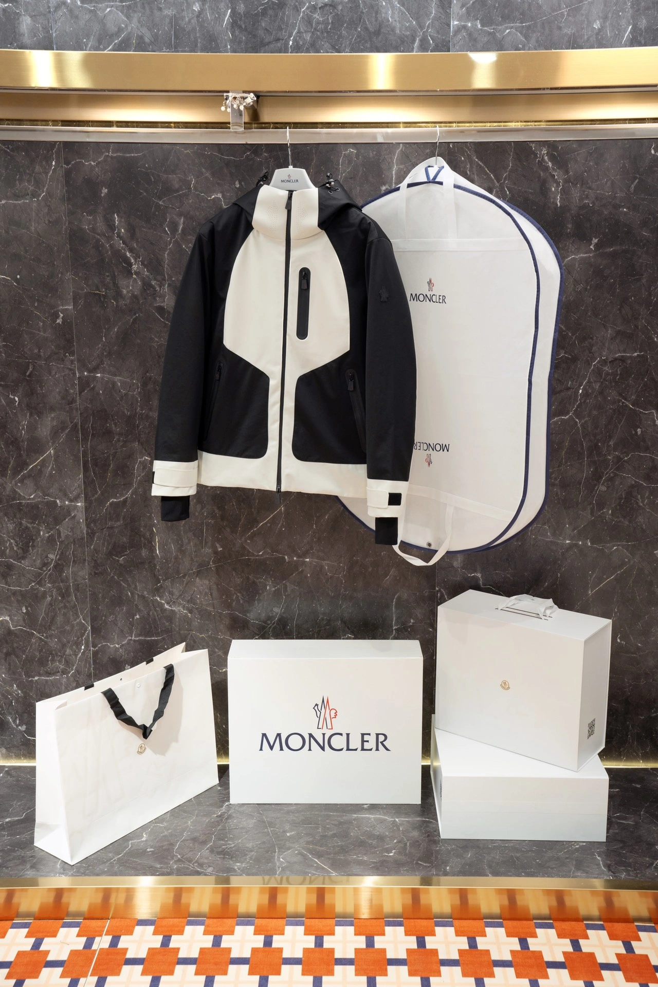 Moncler Down Jackets Modern 145849