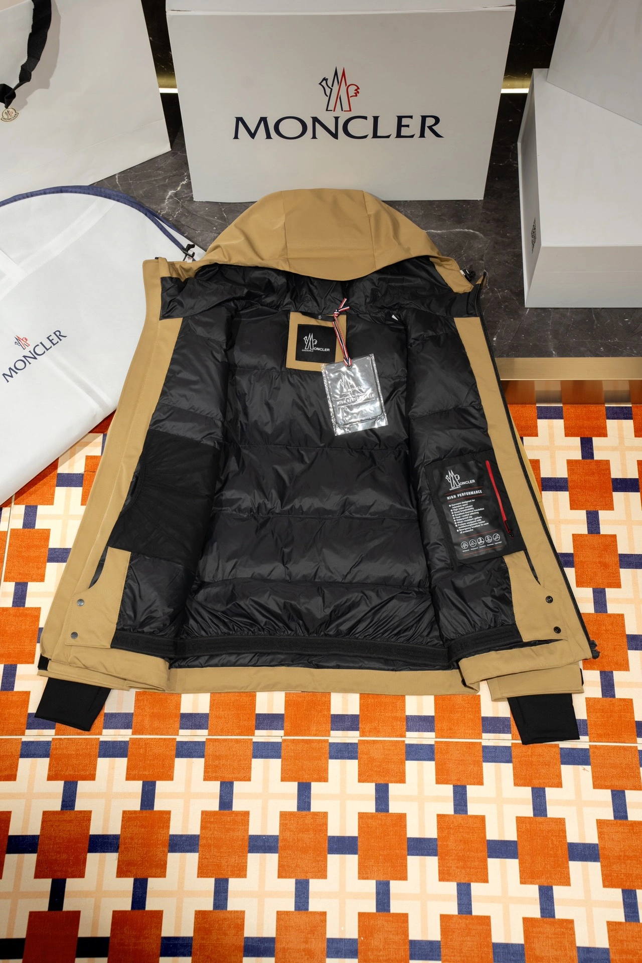 Moncler Down Jackets Stretchable 145842