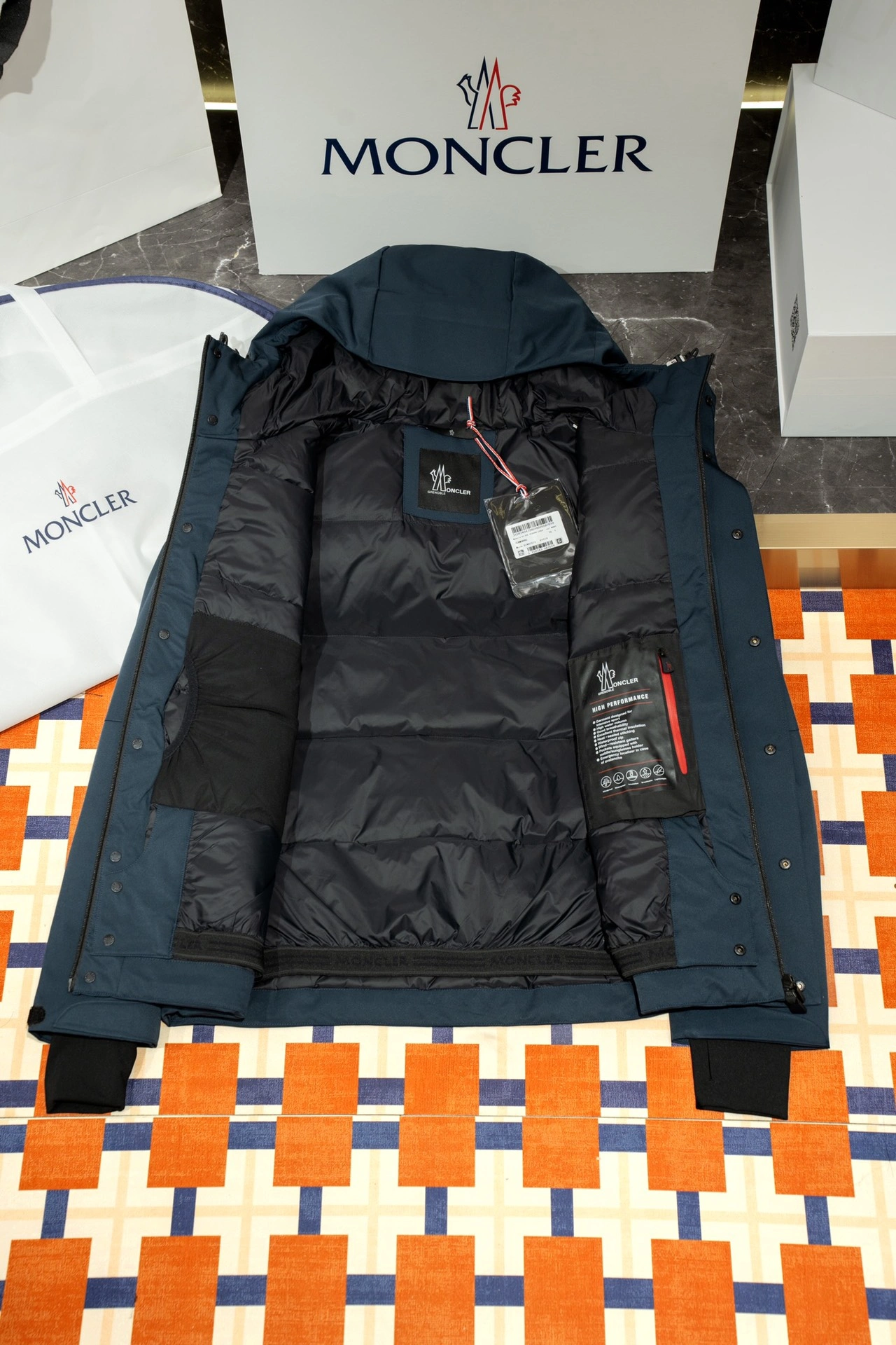 Moncler Down Jackets Fashionable 145843