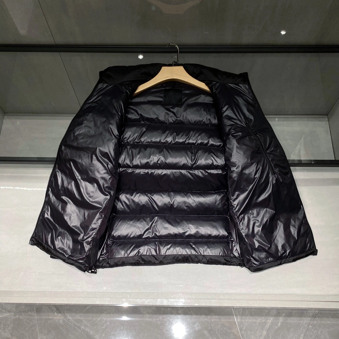 Bold Moncler Down Jackets 145828