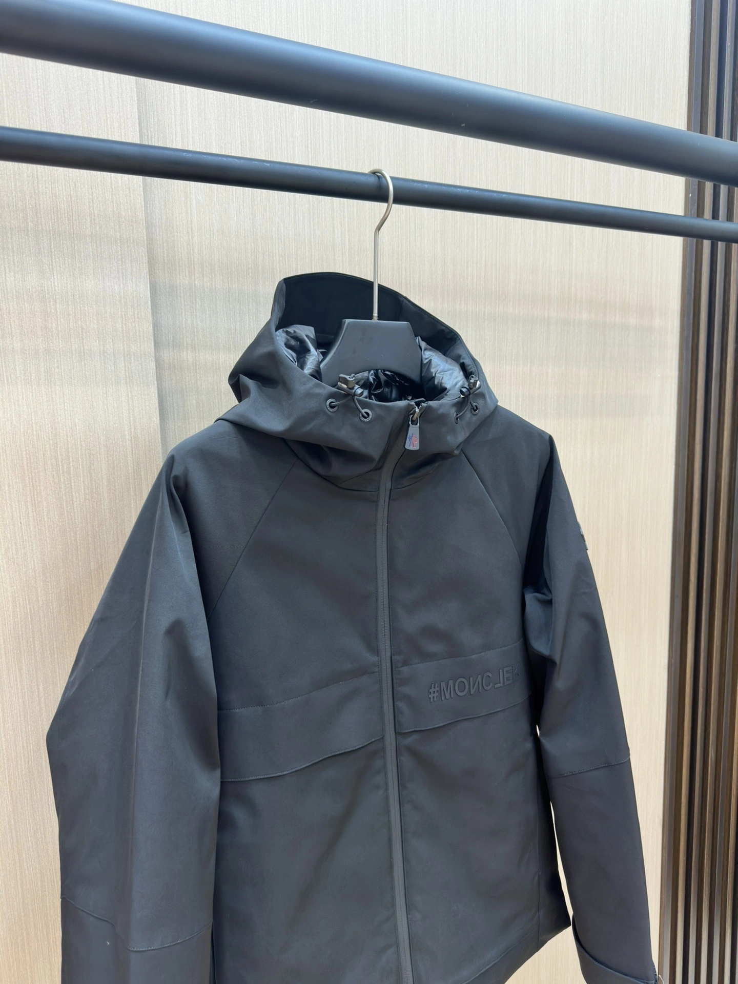 Moncler Down Jackets Classic 145829