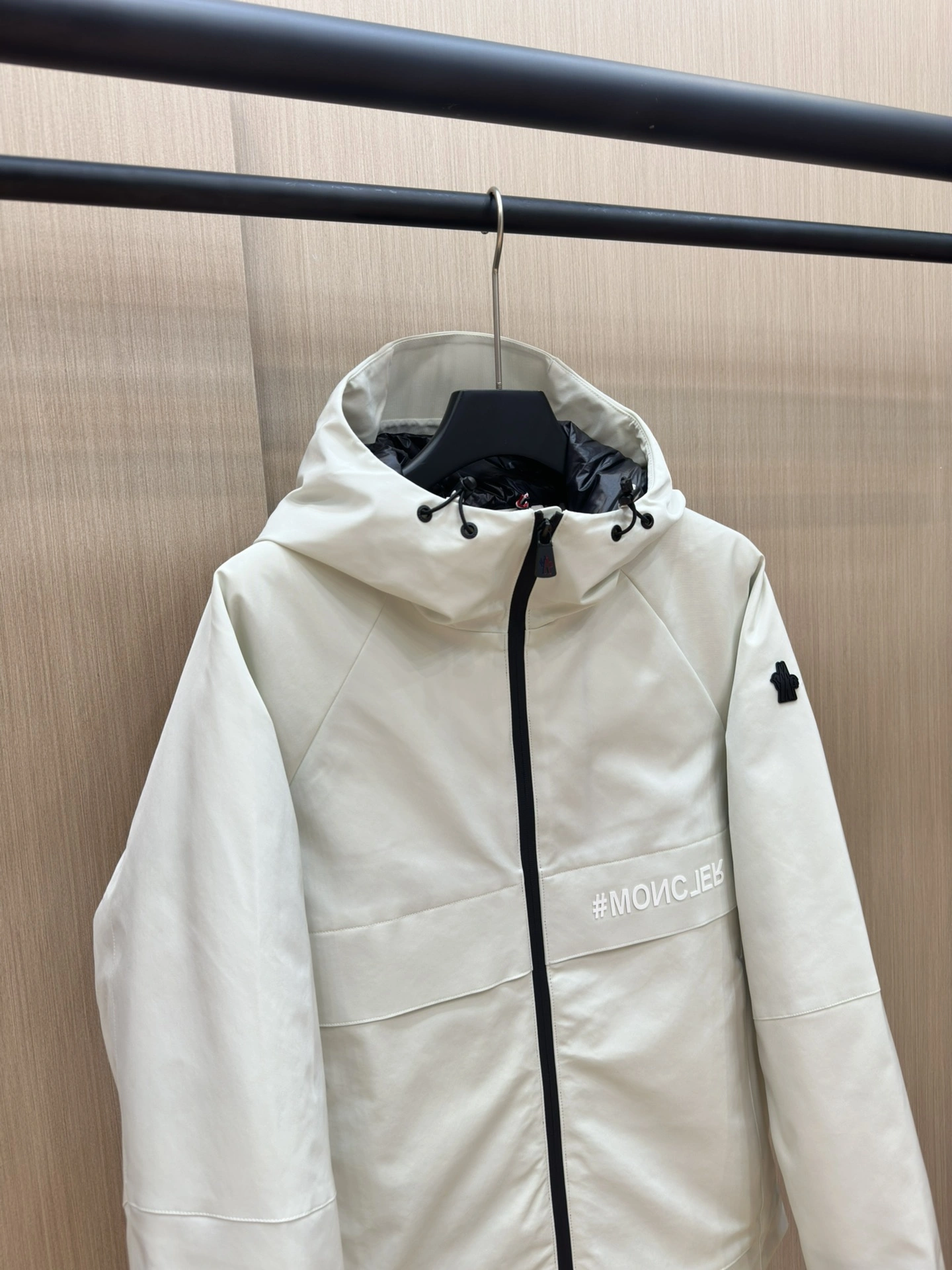 Casual Moncler Down Jackets 145831