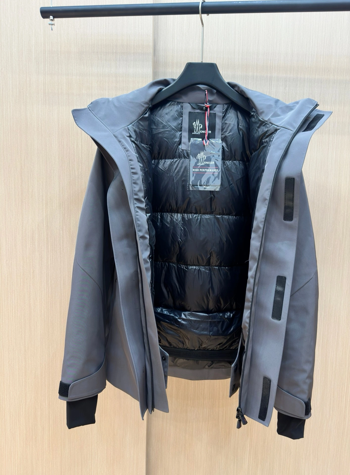 GoAnywhere Moncler Down Jackets 145818