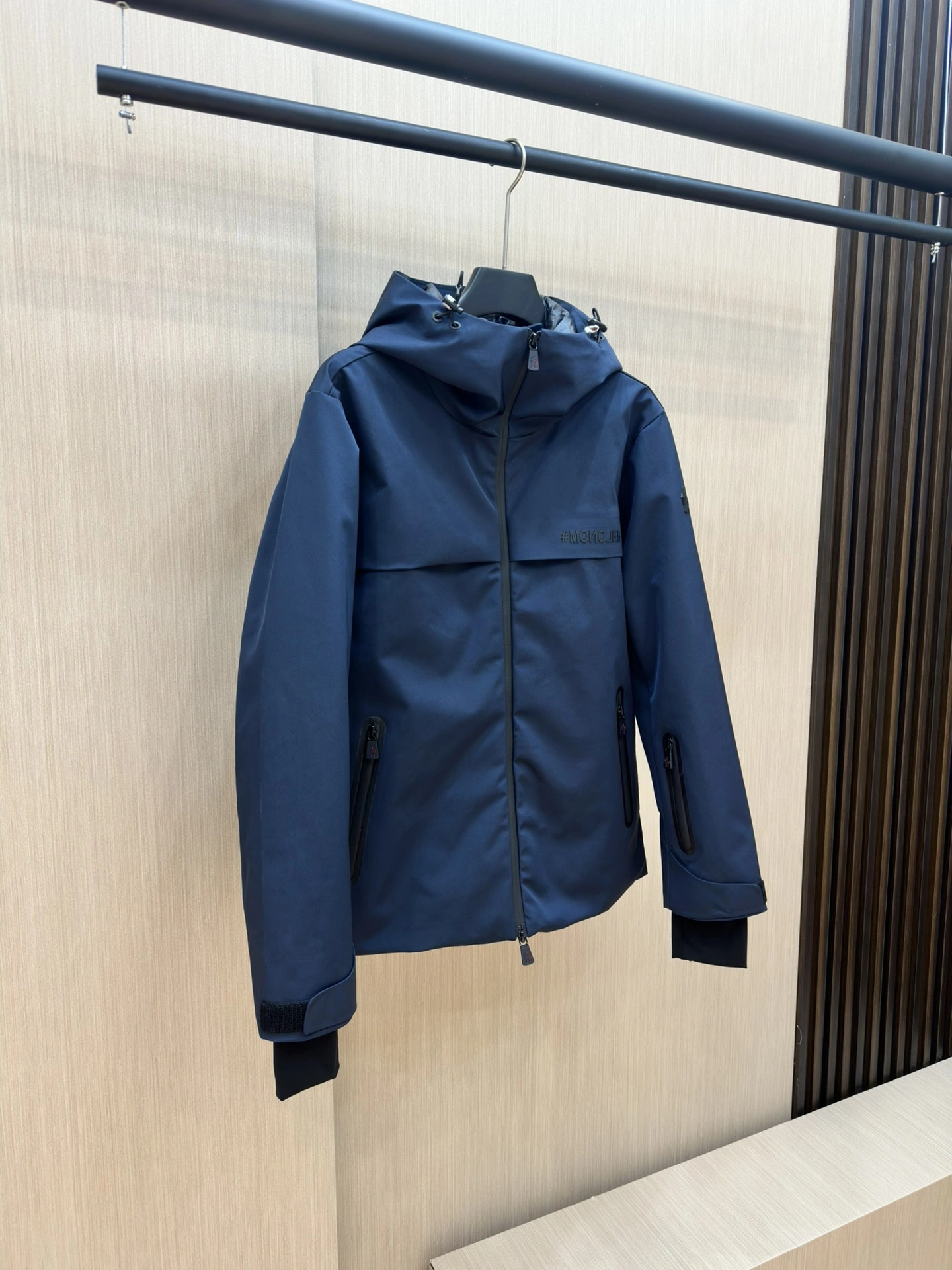 ZipUp Moncler Down Jackets 145821