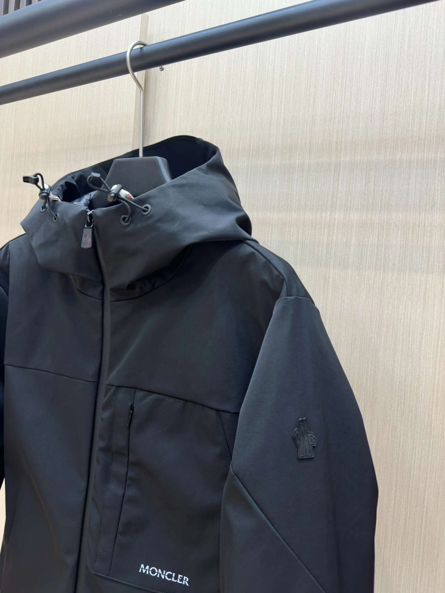 Moncler Down Jackets Sophisticated 145822