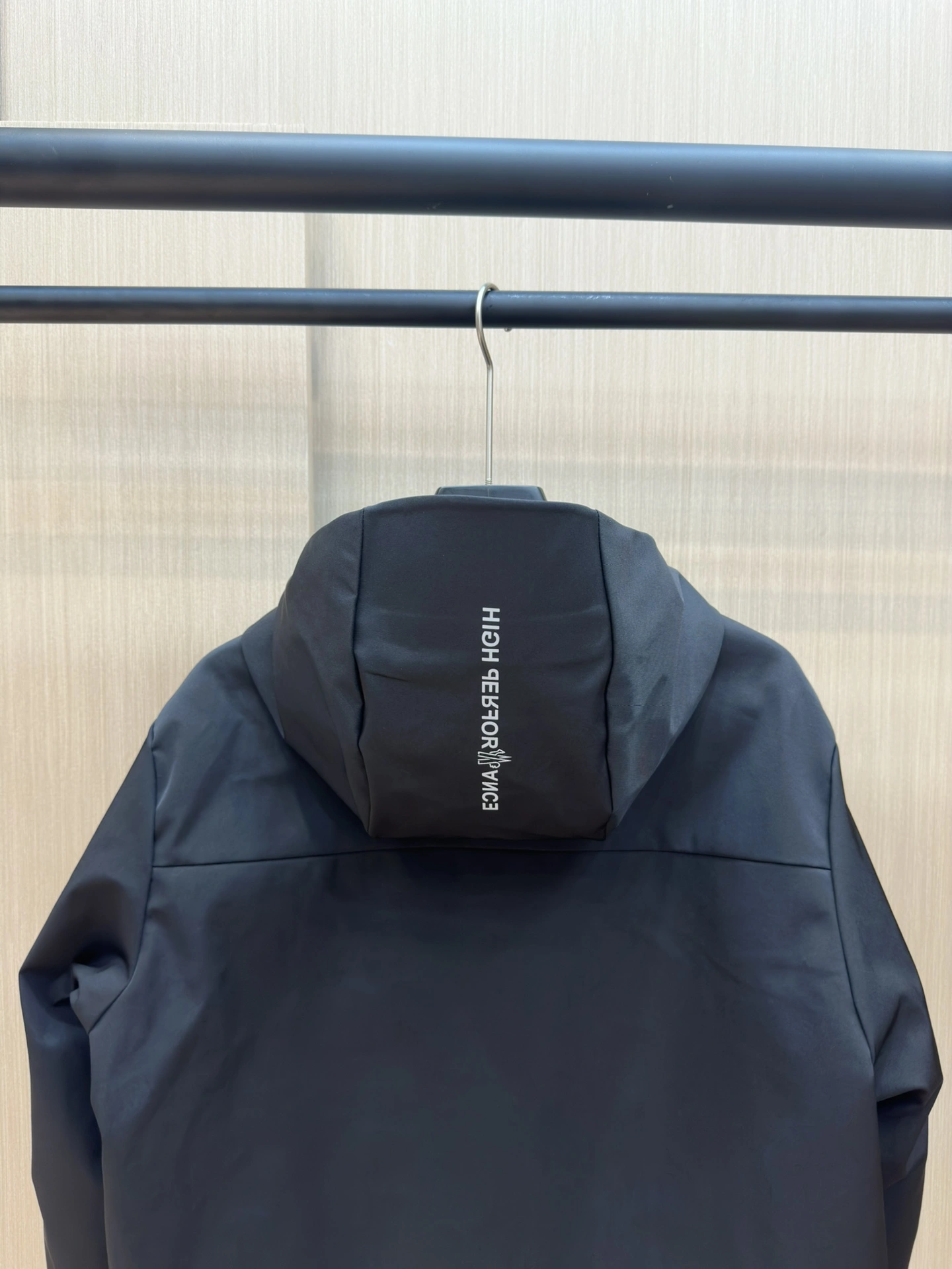 Moncler Down Jackets Sophisticated 145822