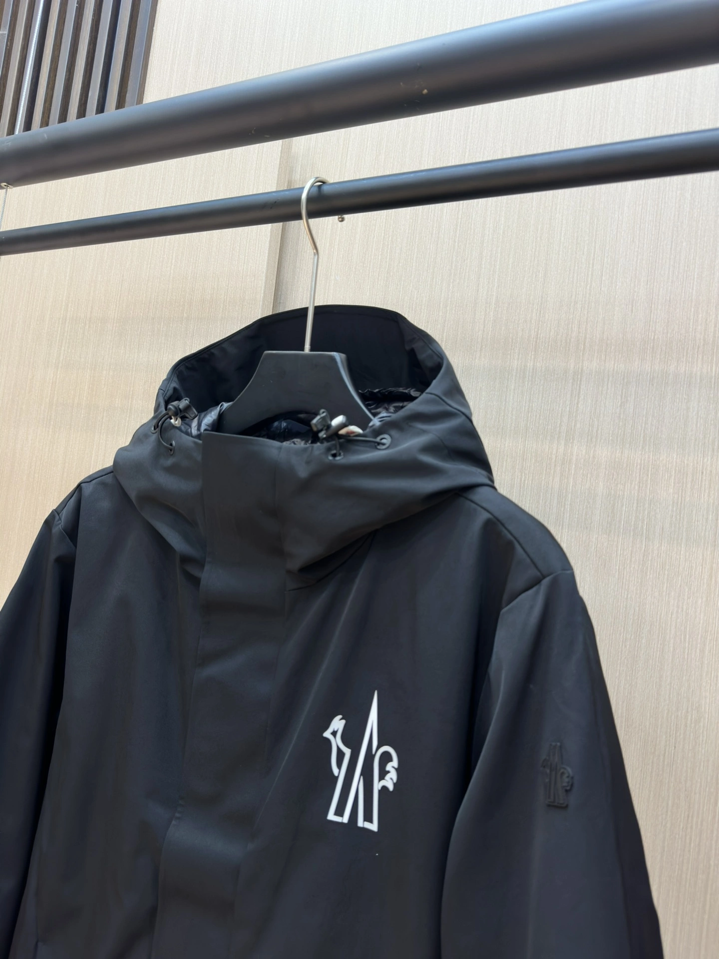 Moncler Down Jackets Bright 145823
