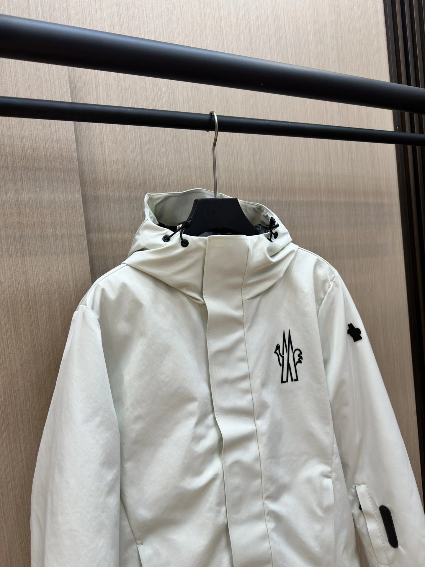 Moncler Down Jackets Unisex 145830