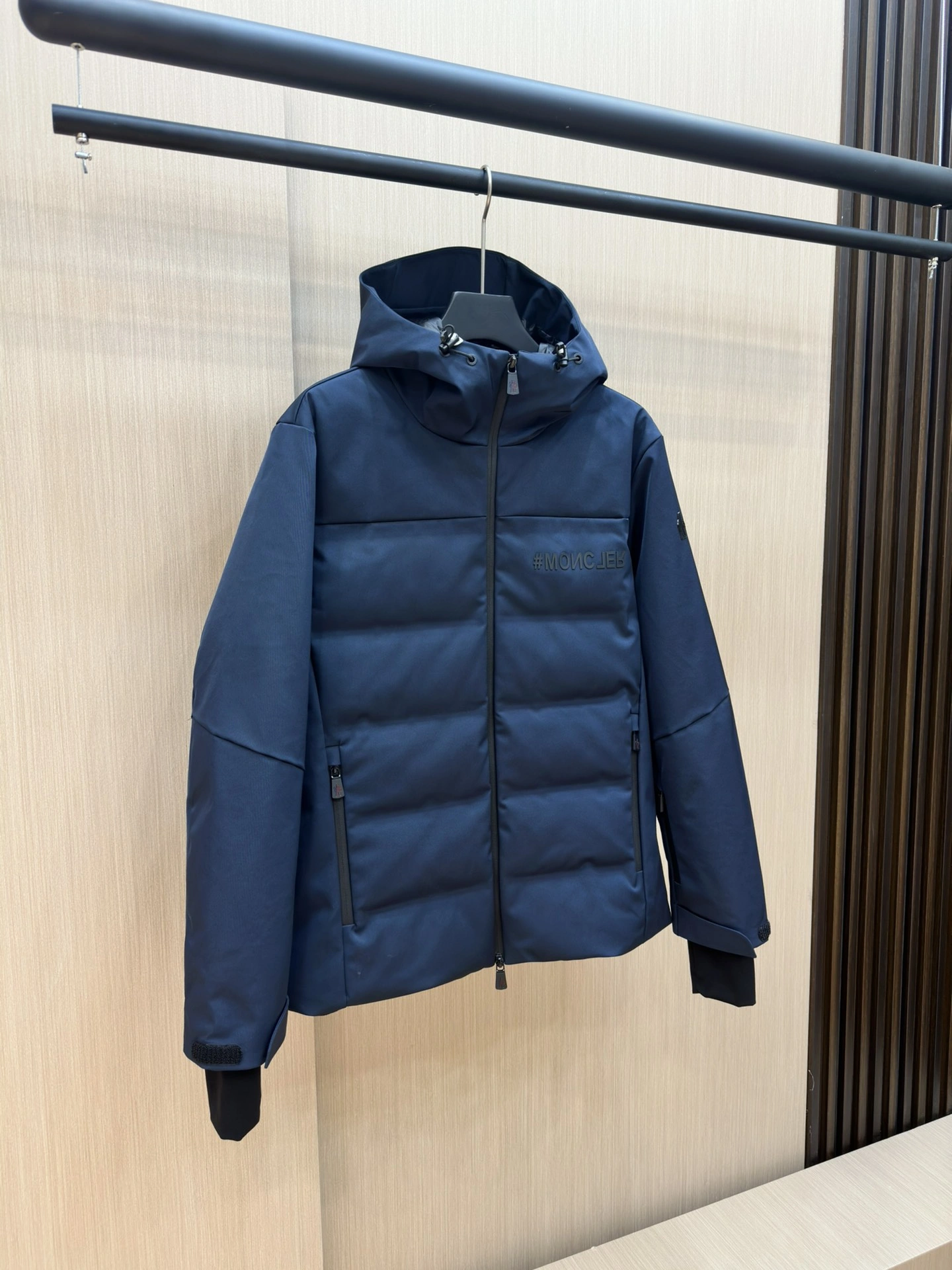 Soft Moncler Down Jackets 145817