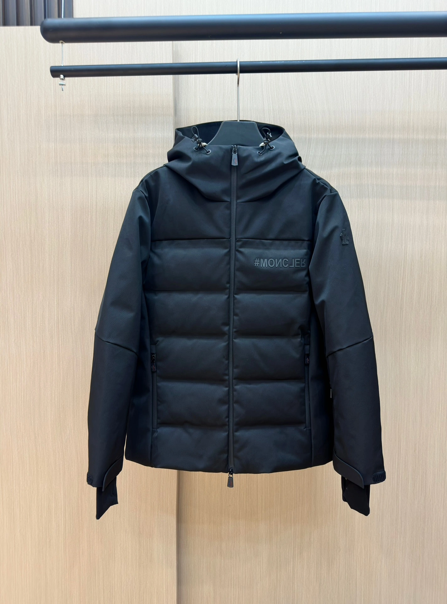 Moncler Down Jackets Stylish 145834