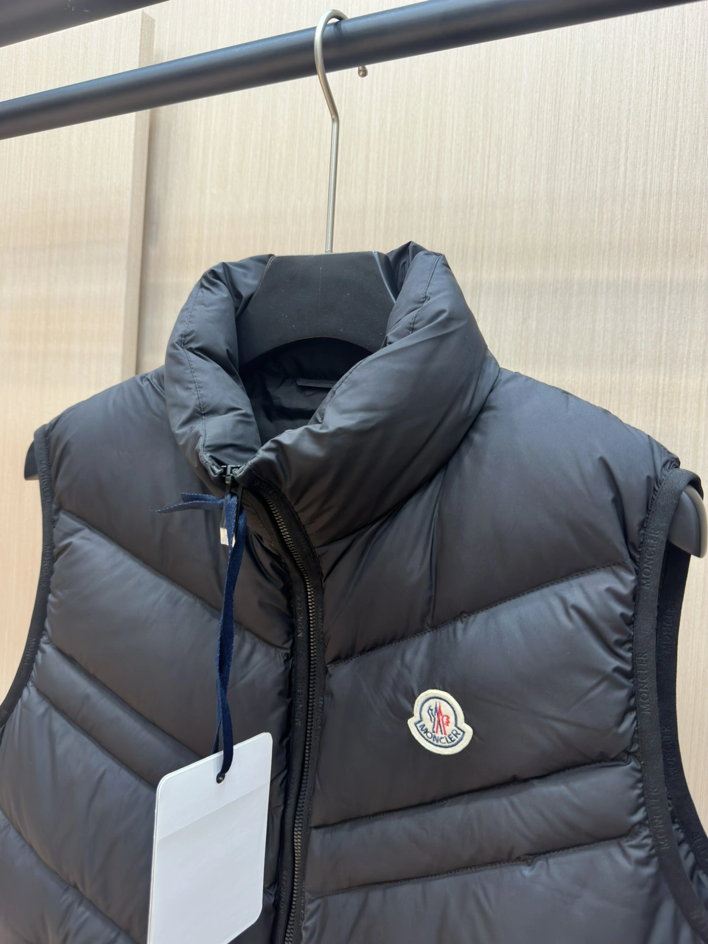 Moncler Down Jackets Practical 145820