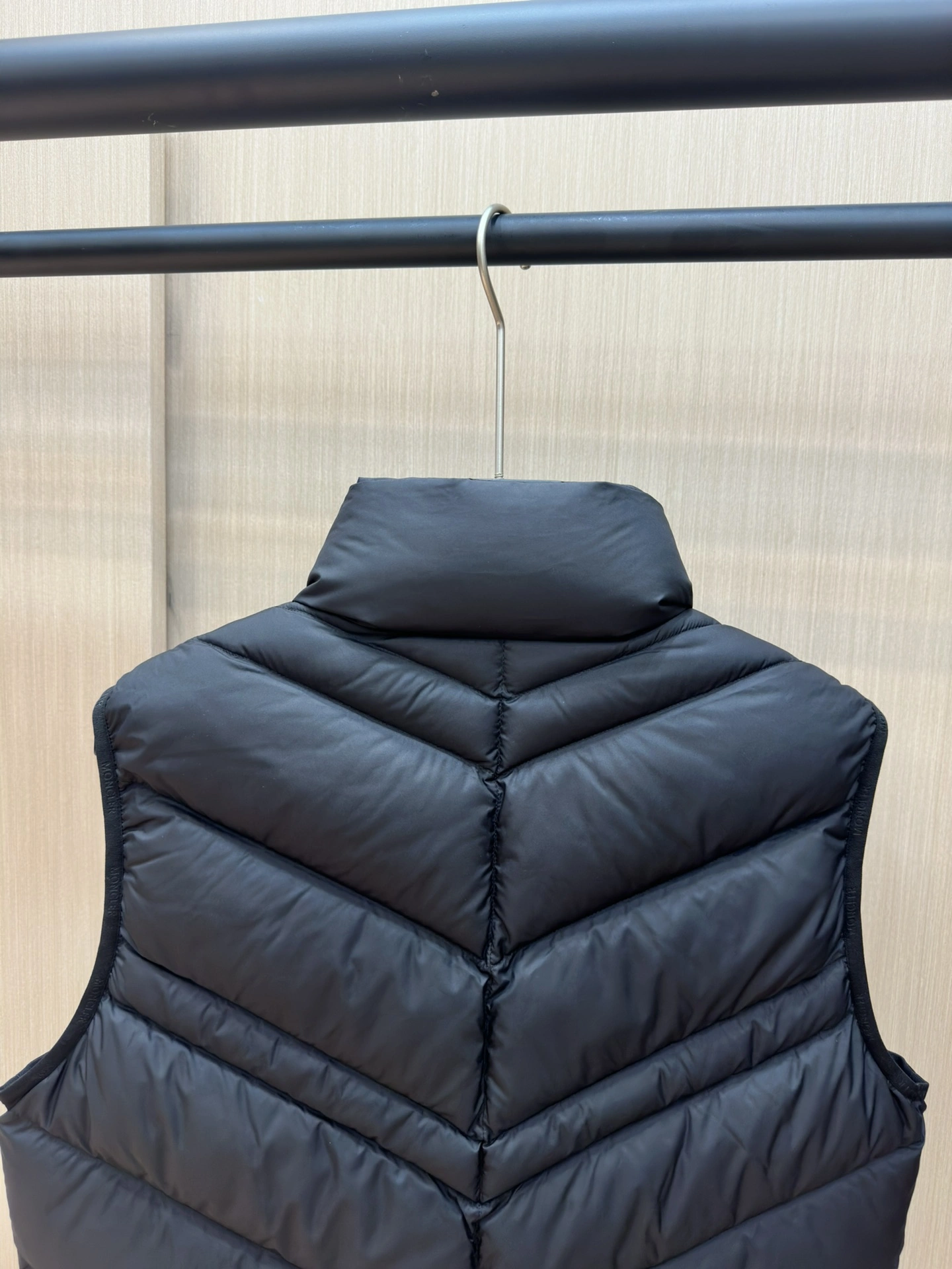 Moncler Down Jackets Practical 145820