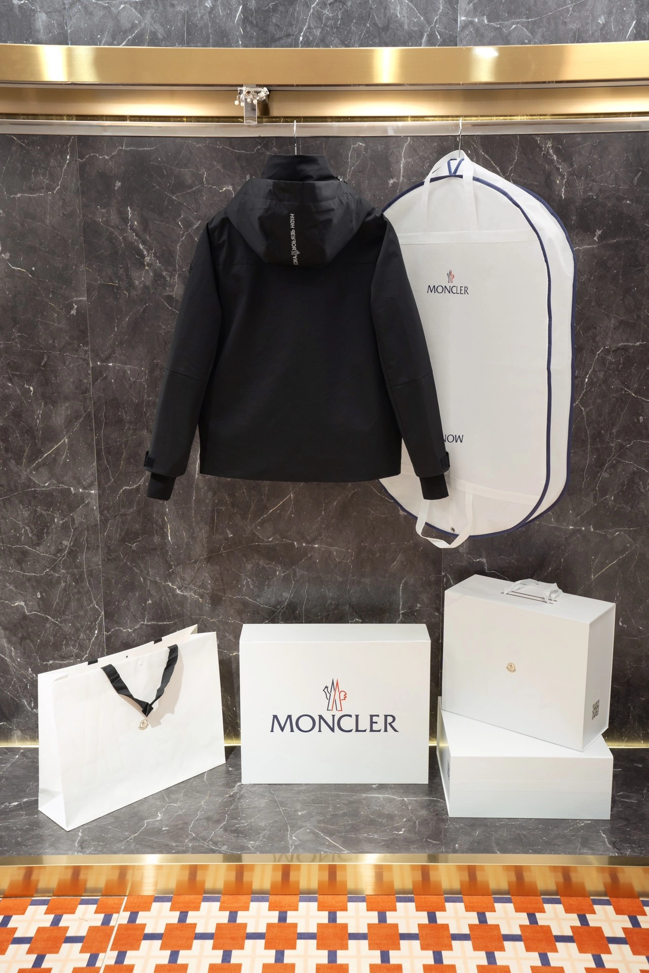 Durable Moncler Down Jackets 145813