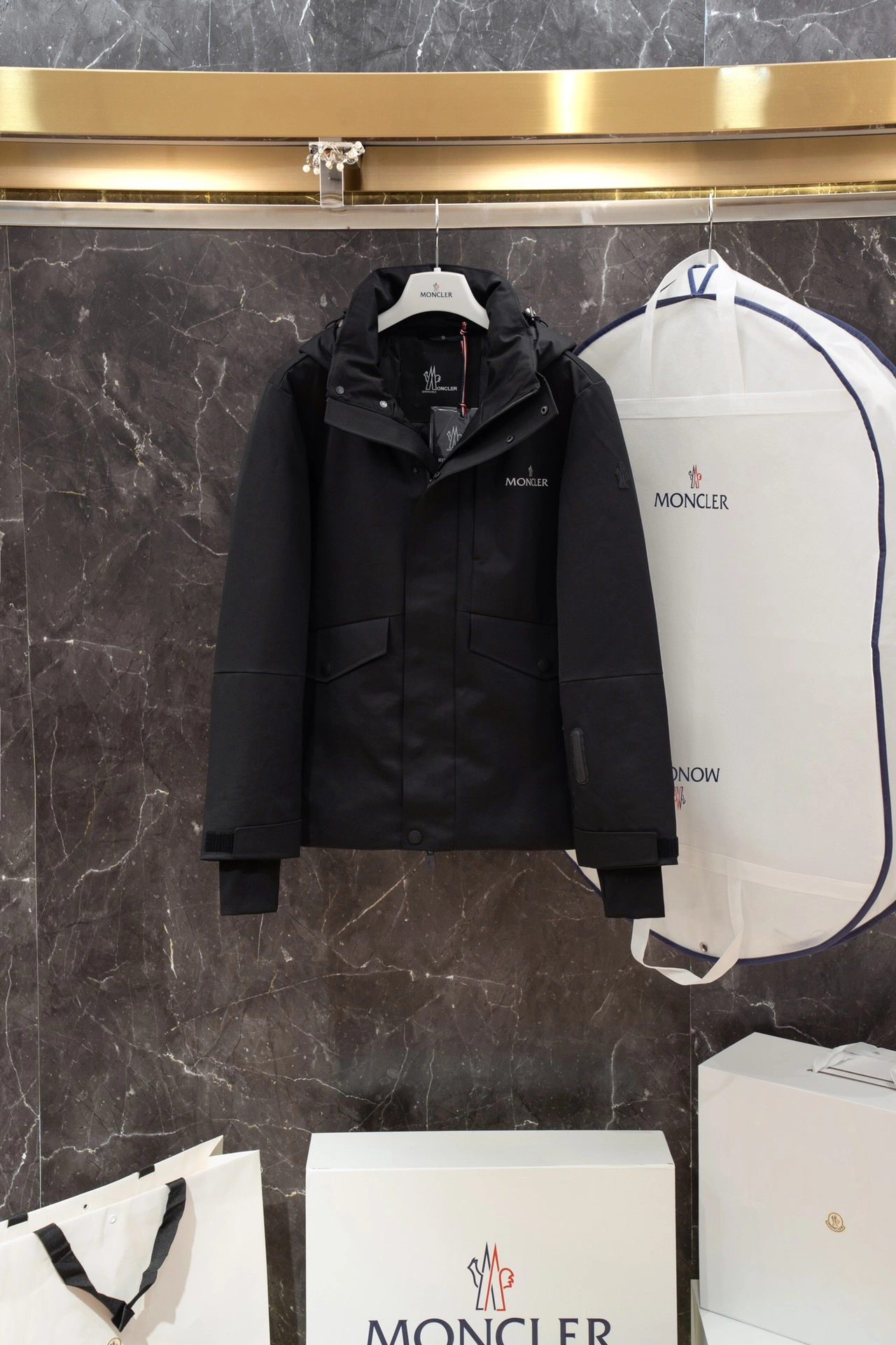 Durable Moncler Down Jackets 145813
