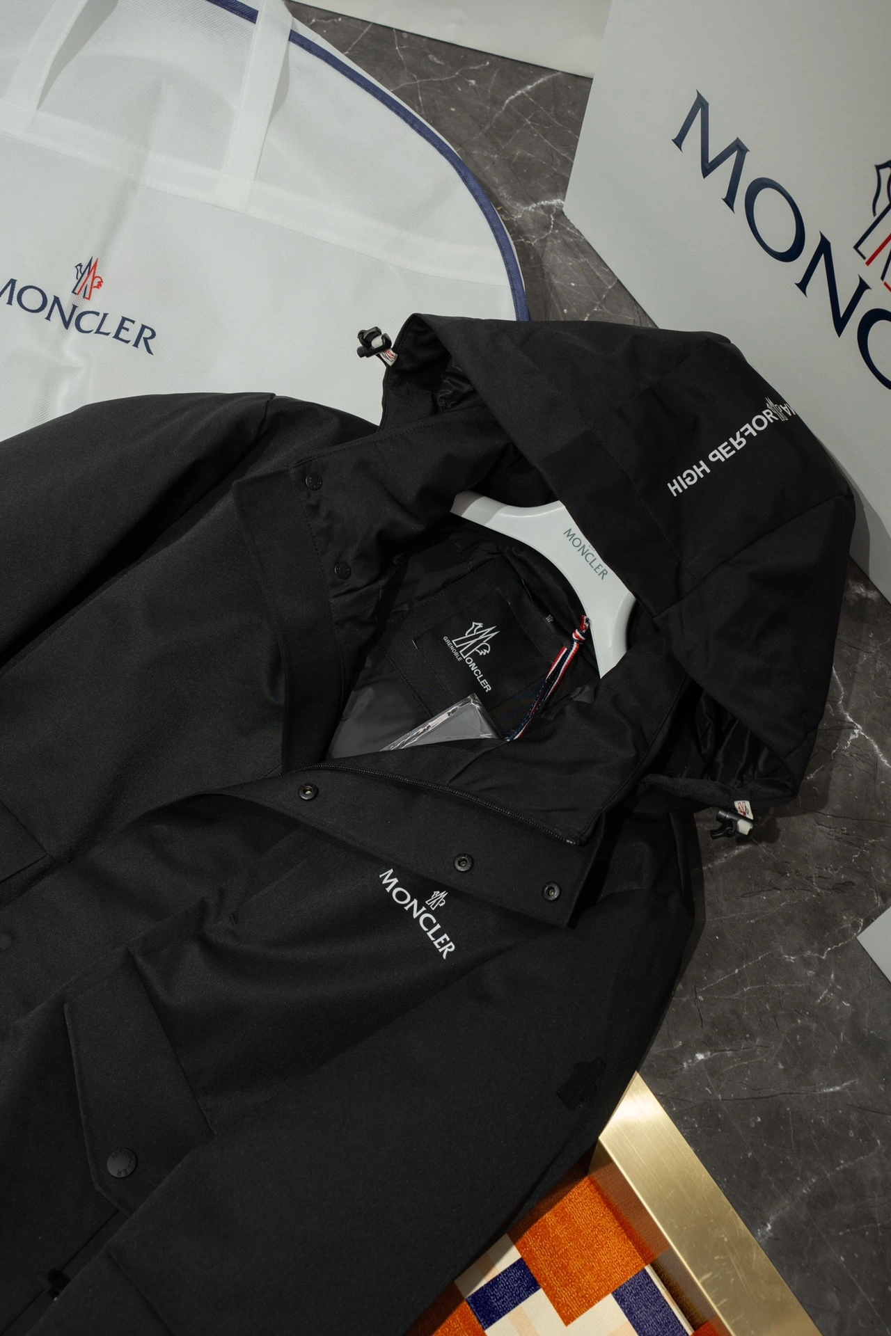 Durable Moncler Down Jackets 145813