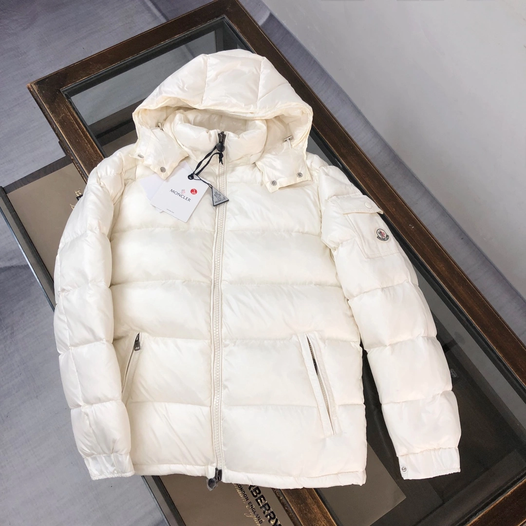 Casual Moncler Down Jackets 145812